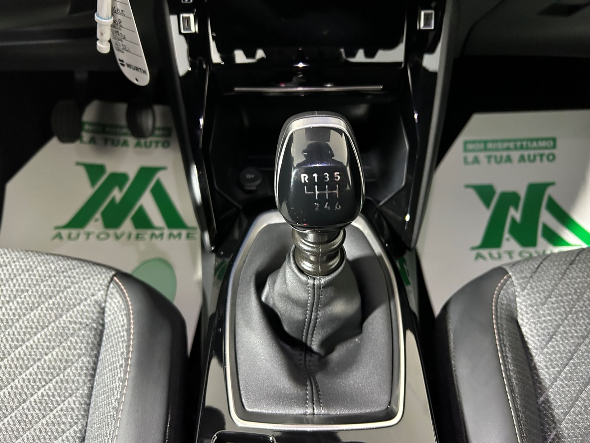 Peugeot 2008 1.2 Allure s&s 100 cv - Autoviemme