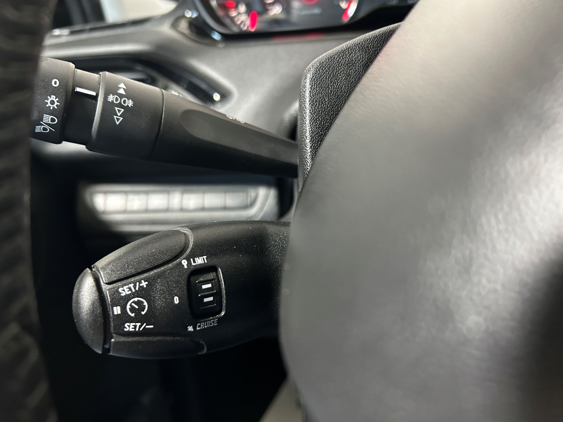 Peugeot 208 5p 1.2 puretech Active 82cv - Autoviemme