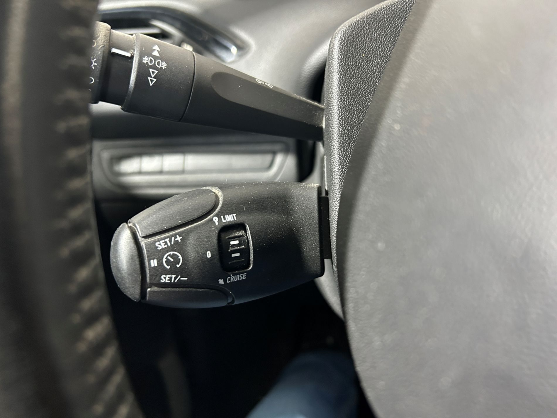 Peugeot 208 1.2 Active 82 cv per commercianti - Autoviemme