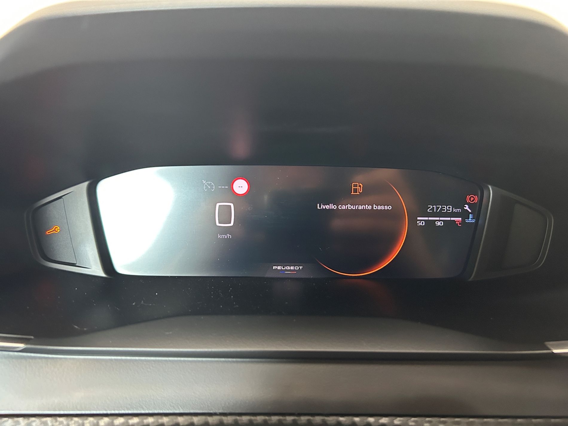 Peugeot 208 1.2 hybrid Active 100cv e-dcs 6   - Autoviemme