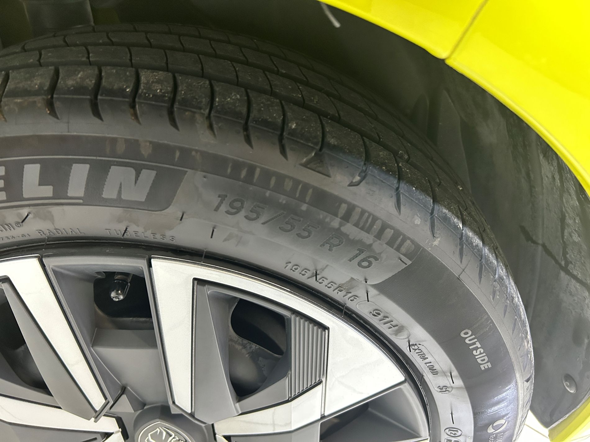 208 1.2 Active s&s 100cv - Autoviemme