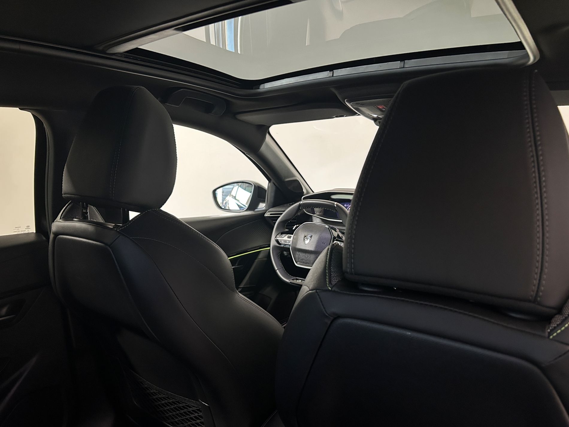 208 hybrid GT 145cv - Autoviemme