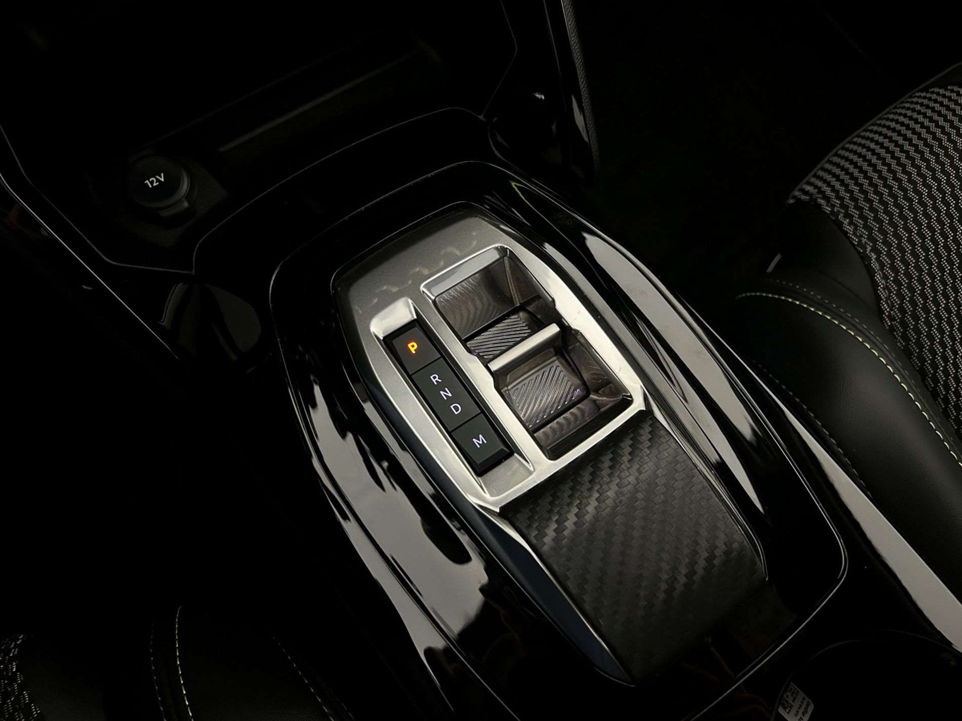 208 hybrid GT 145cv - Autoviemme