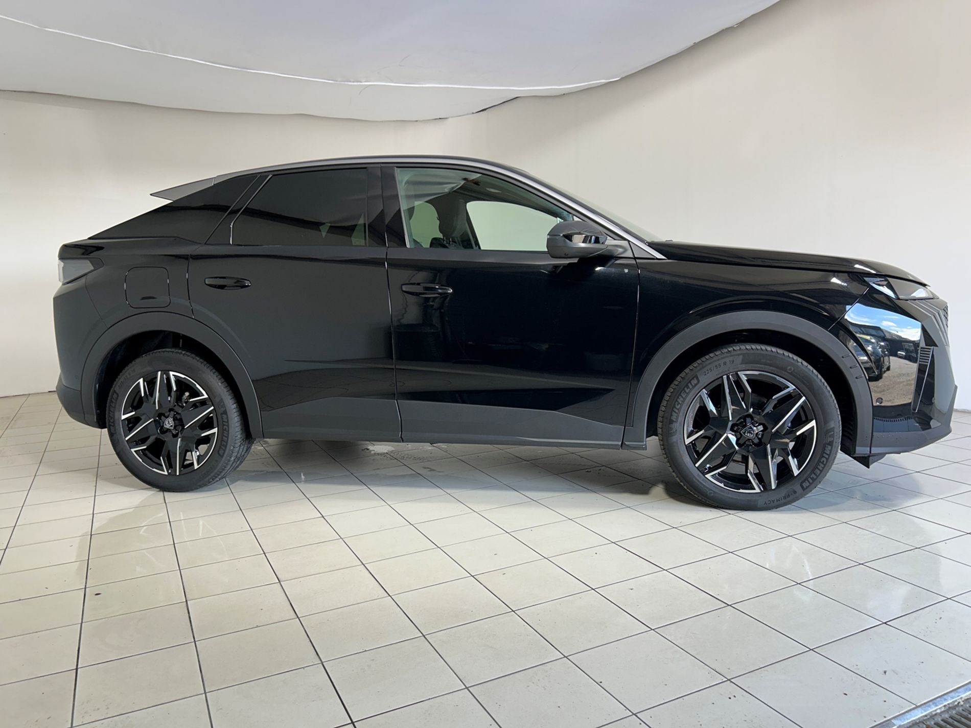 Peugeot 3008 1.2 hybrid Active 100cv e-dcs 6   - Autoviemme