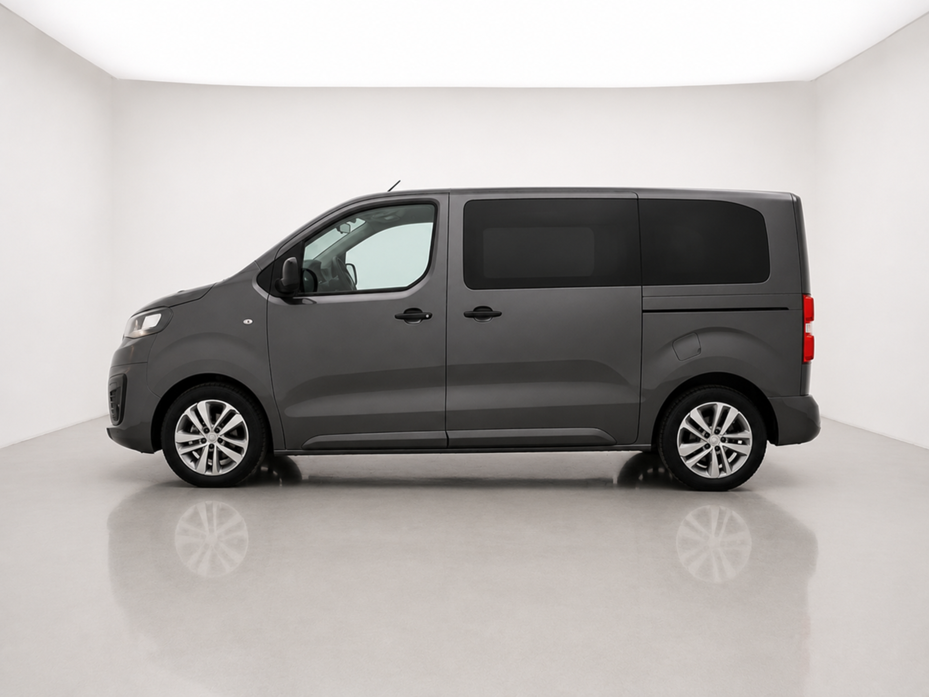 Peugeot Traveller Allure 8p M1 2.0 compact S&S - Autoviemme