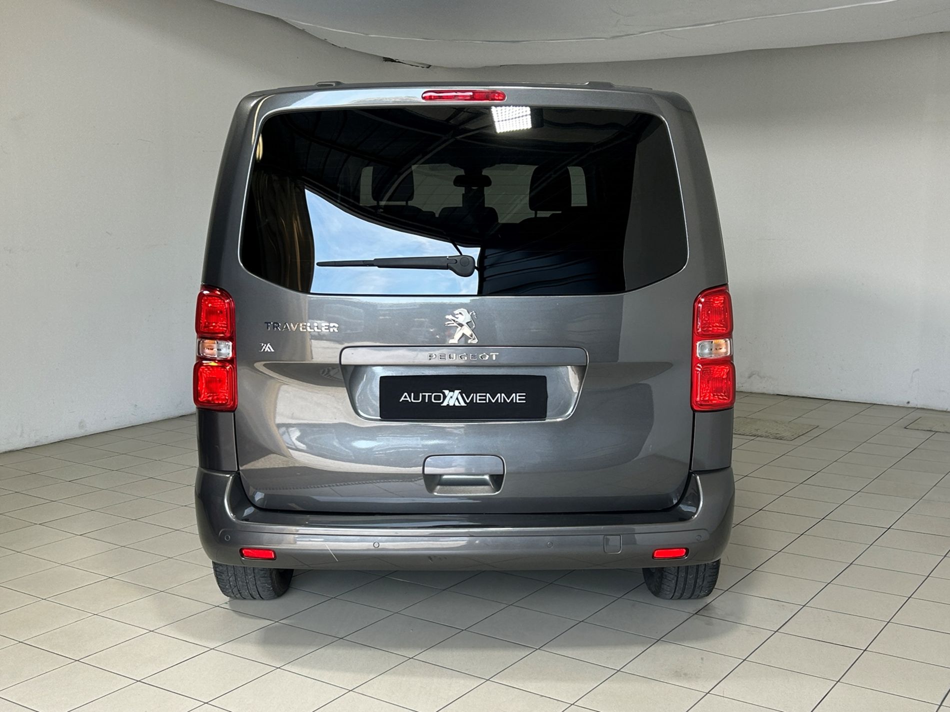 Peugeot Traveller Allure 8 posti M1 2.0 Bluehdi compact 140 cv  S&S my21 - Autoviemme