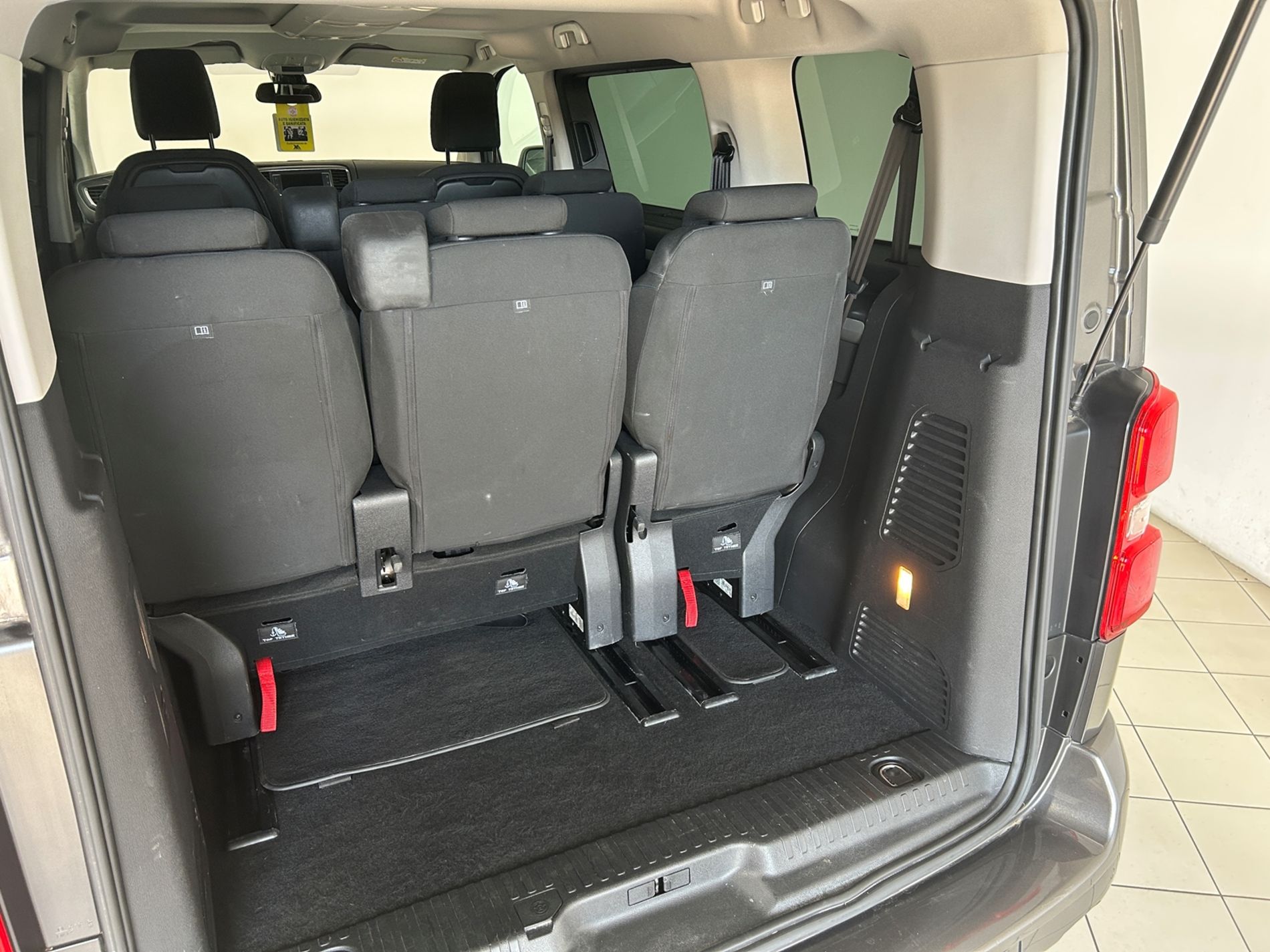 Peugeot Traveller Allure 8 posti M1 2.0 Bluehdi compact 140 cv  S&S my21 - Autoviemme