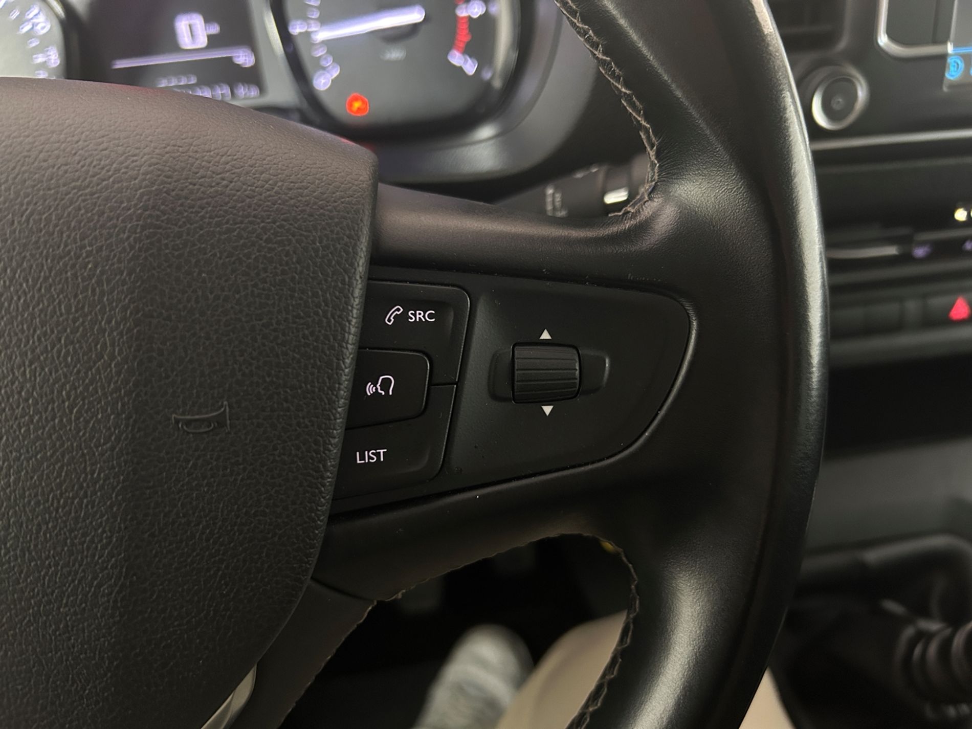 Peugeot Traveller Allure 8 posti M1 2.0 Bluehdi compact 140 cv  S&S my21 - Autoviemme