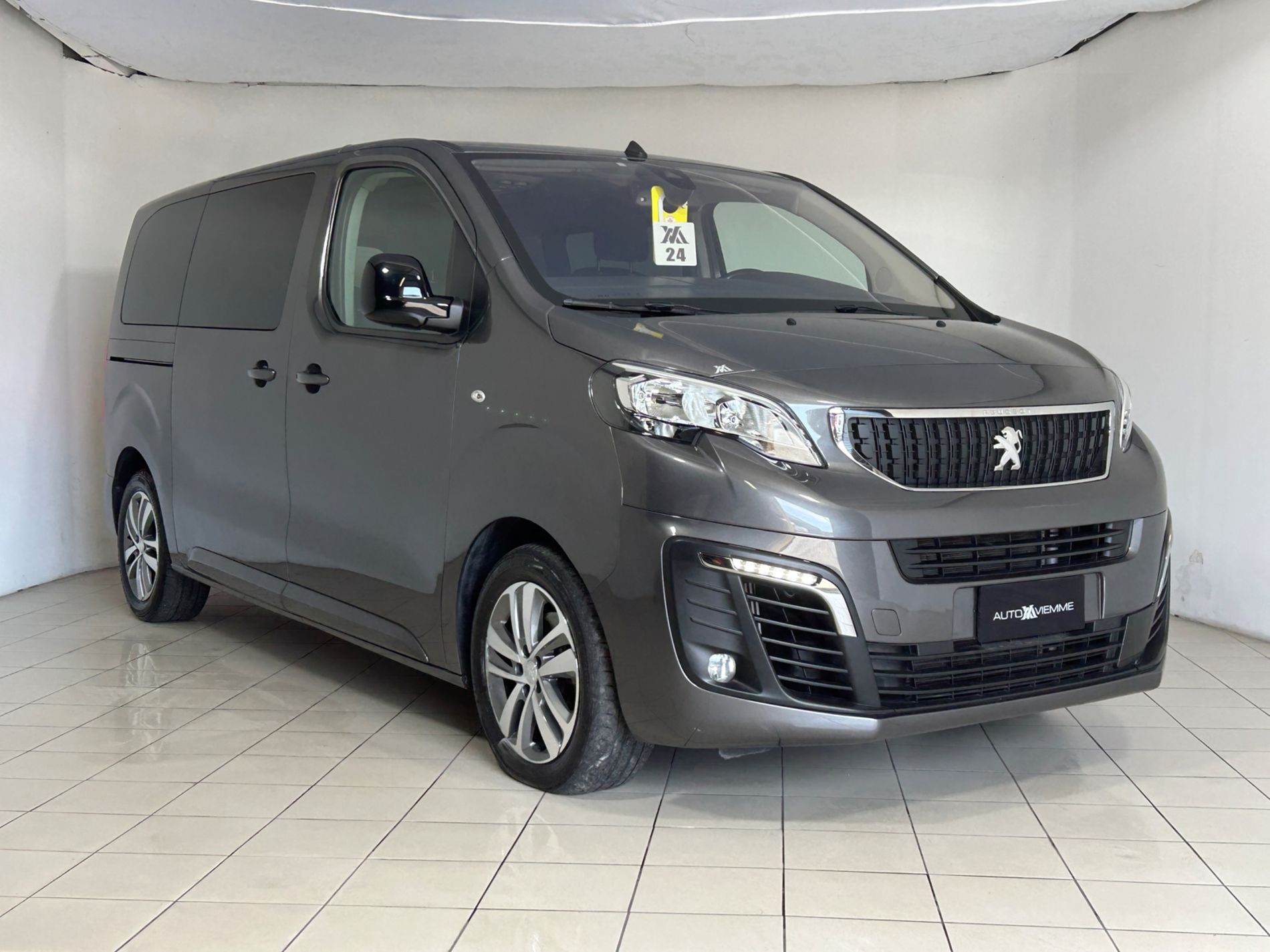 Peugeot Traveller Allure 8 posti M1 2.0 Bluehdi compact 140 cv  S&S my21 - Autoviemme