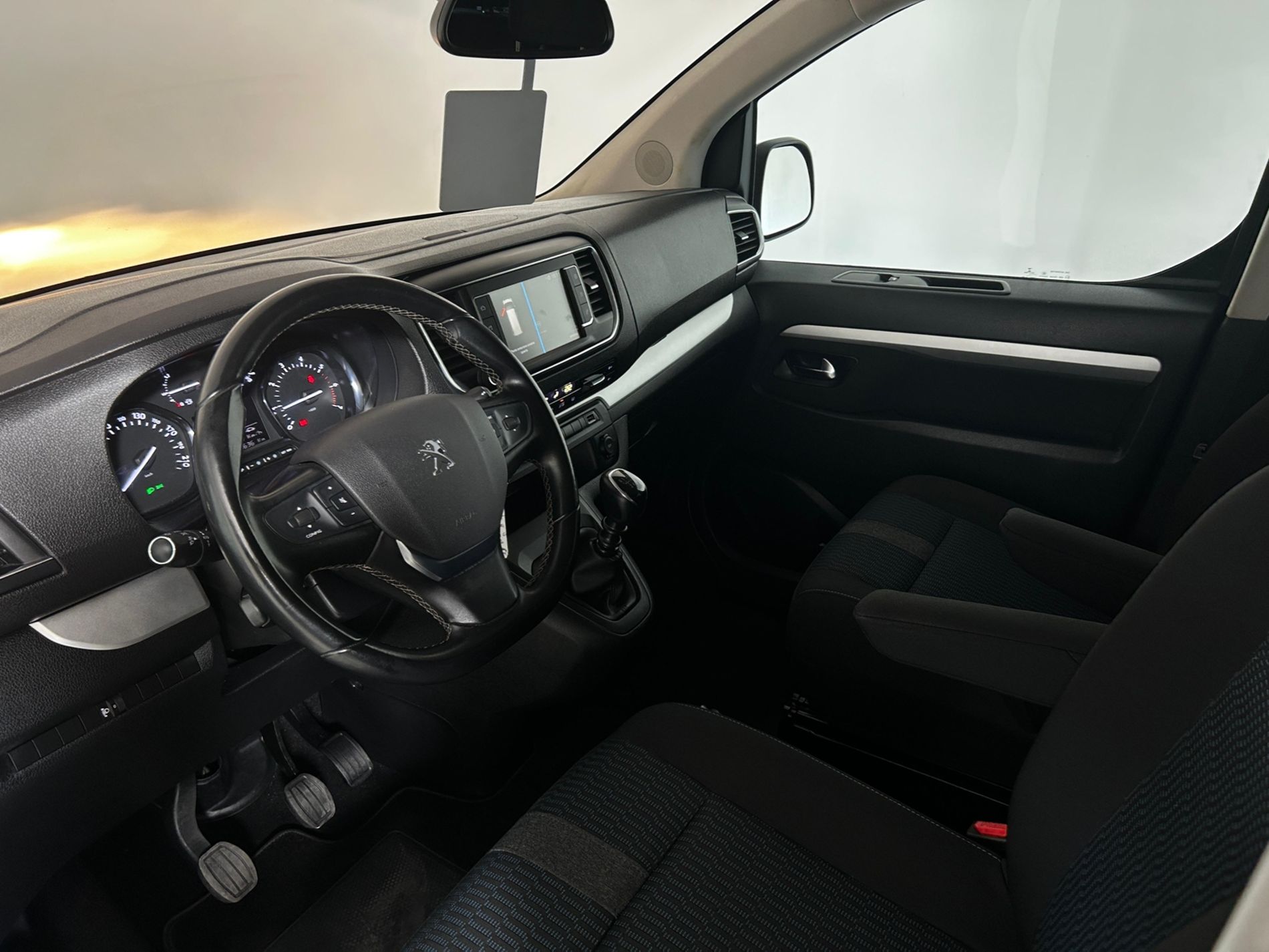 Peugeot Traveller Allure 8p M1 2.0 compact S&S - Autoviemme