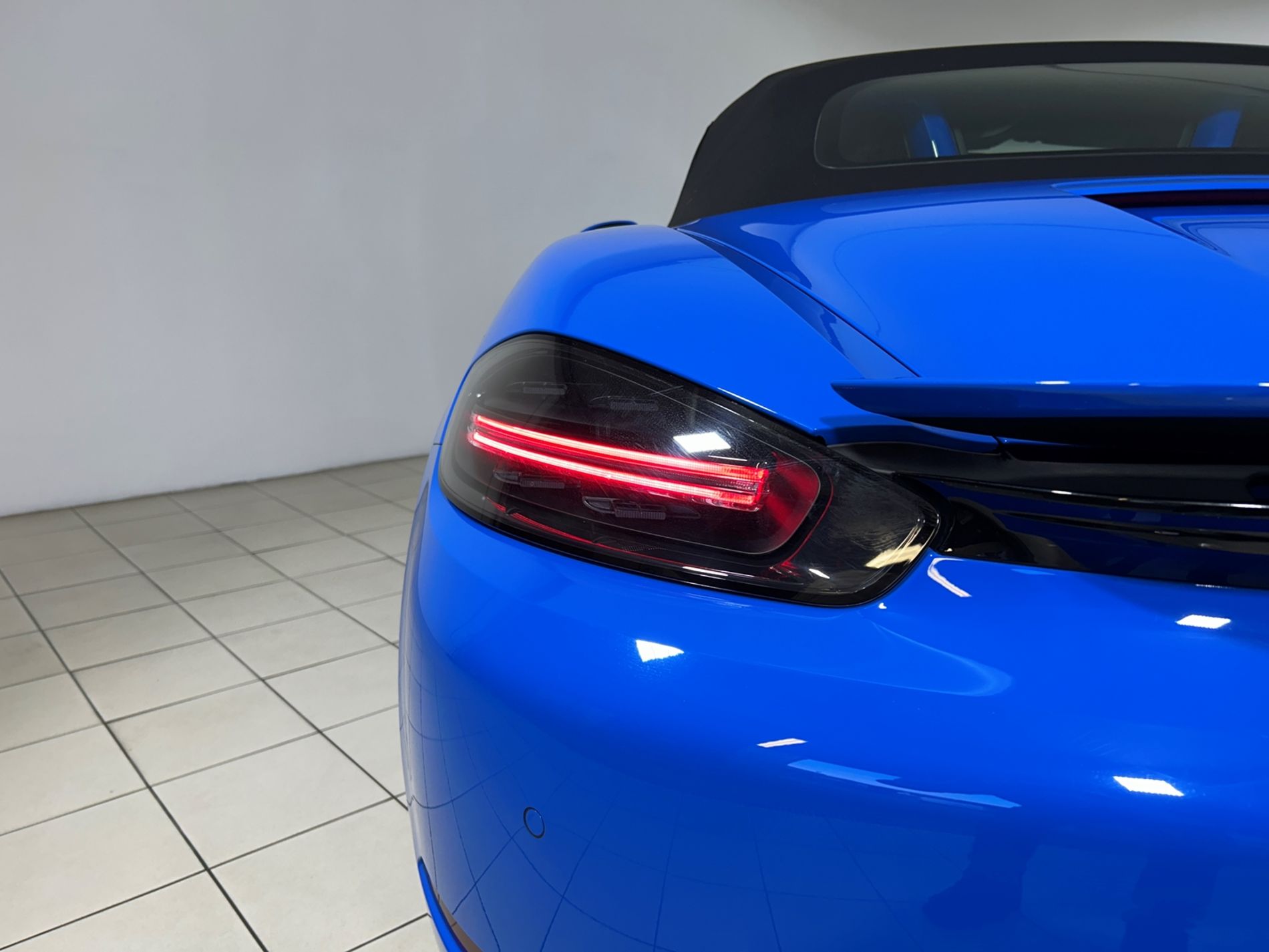 718 Boxster 2.0 300cv pdk - Autoviemme