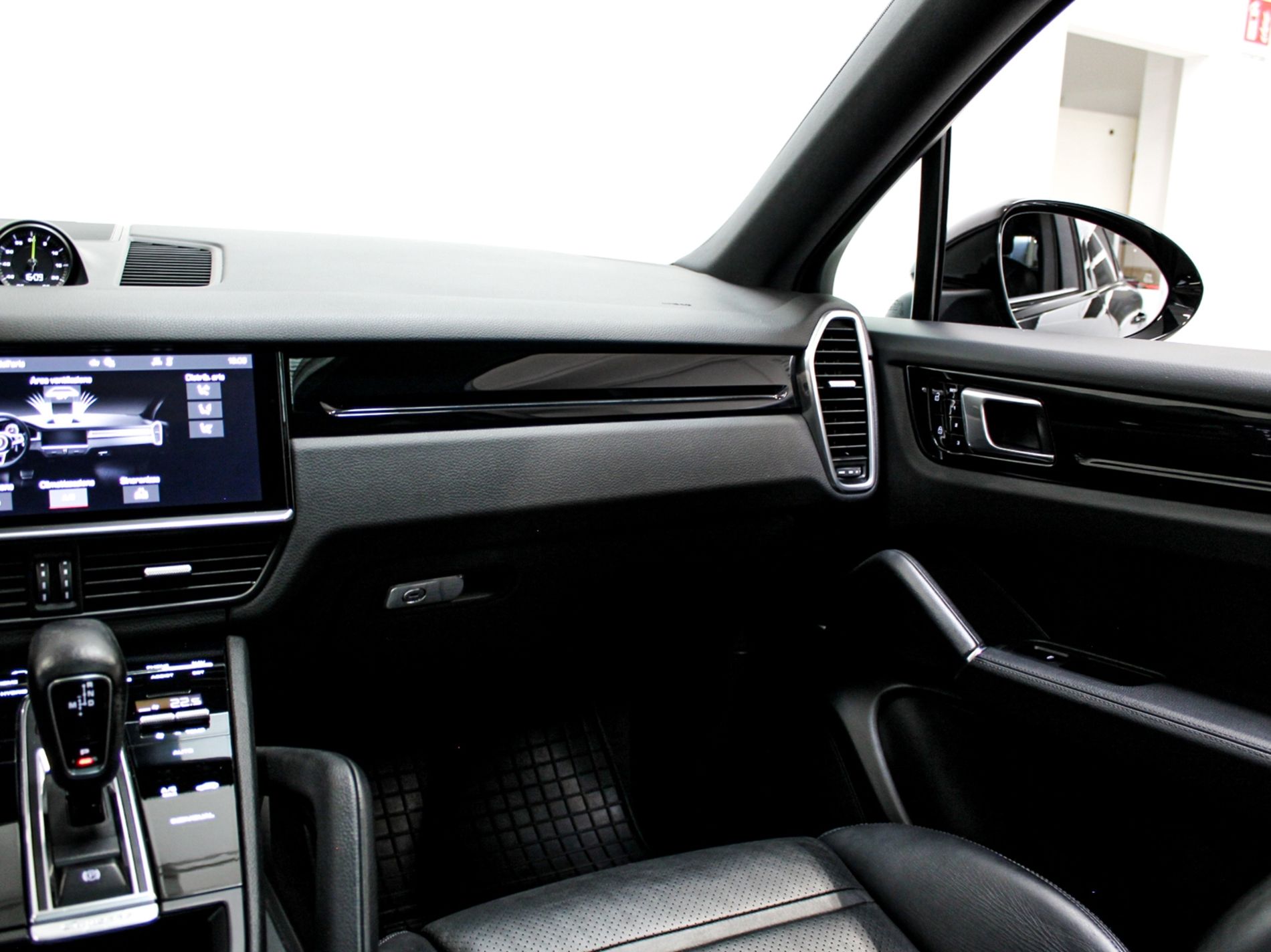 Cayenne Coupe 3.0 e-hybrid tiptronic - Autoviemme