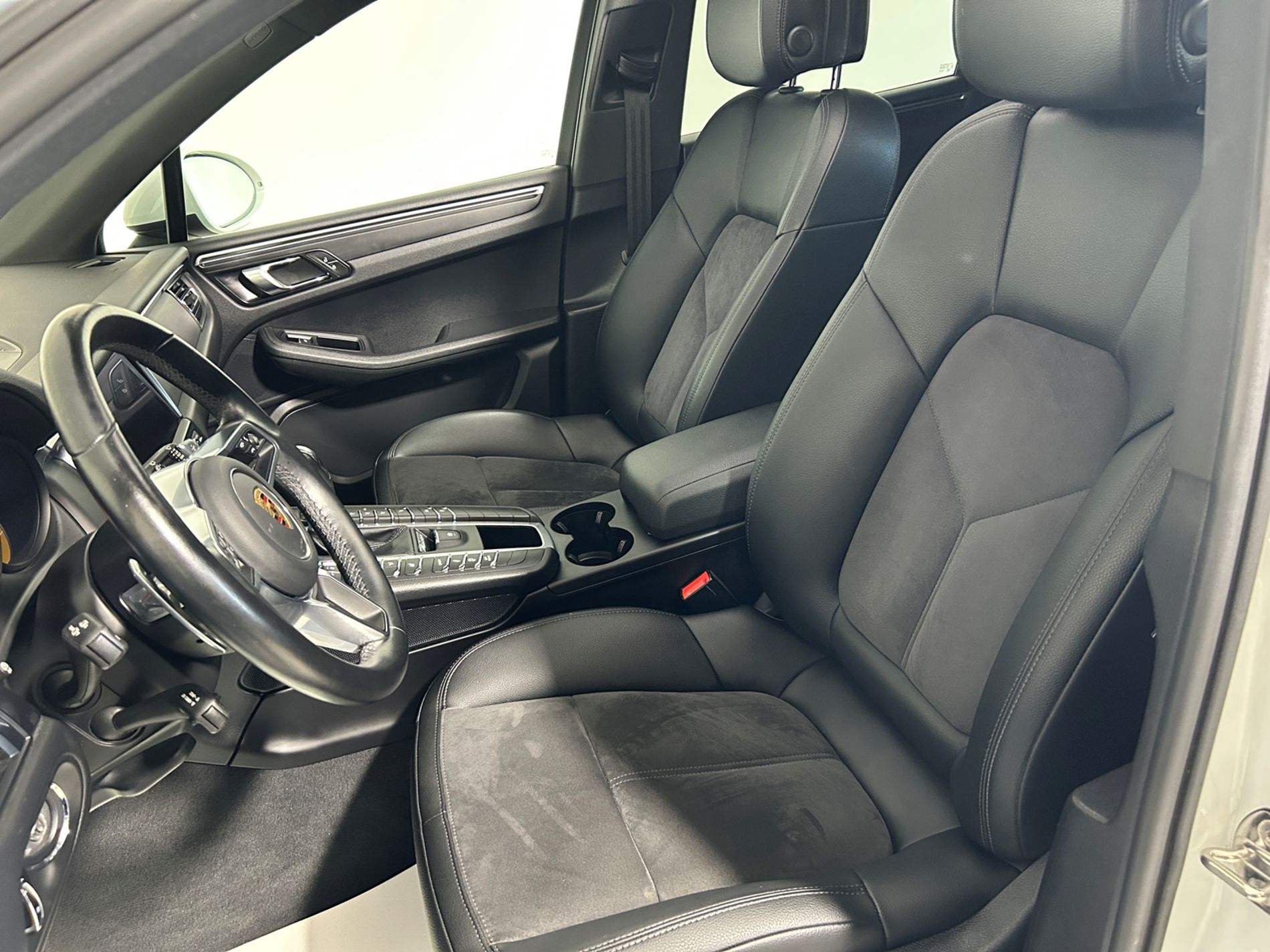 Porsche Macan 2.0 245 cv sospensioni dinamiche tetto panoramico - Autoviemme
