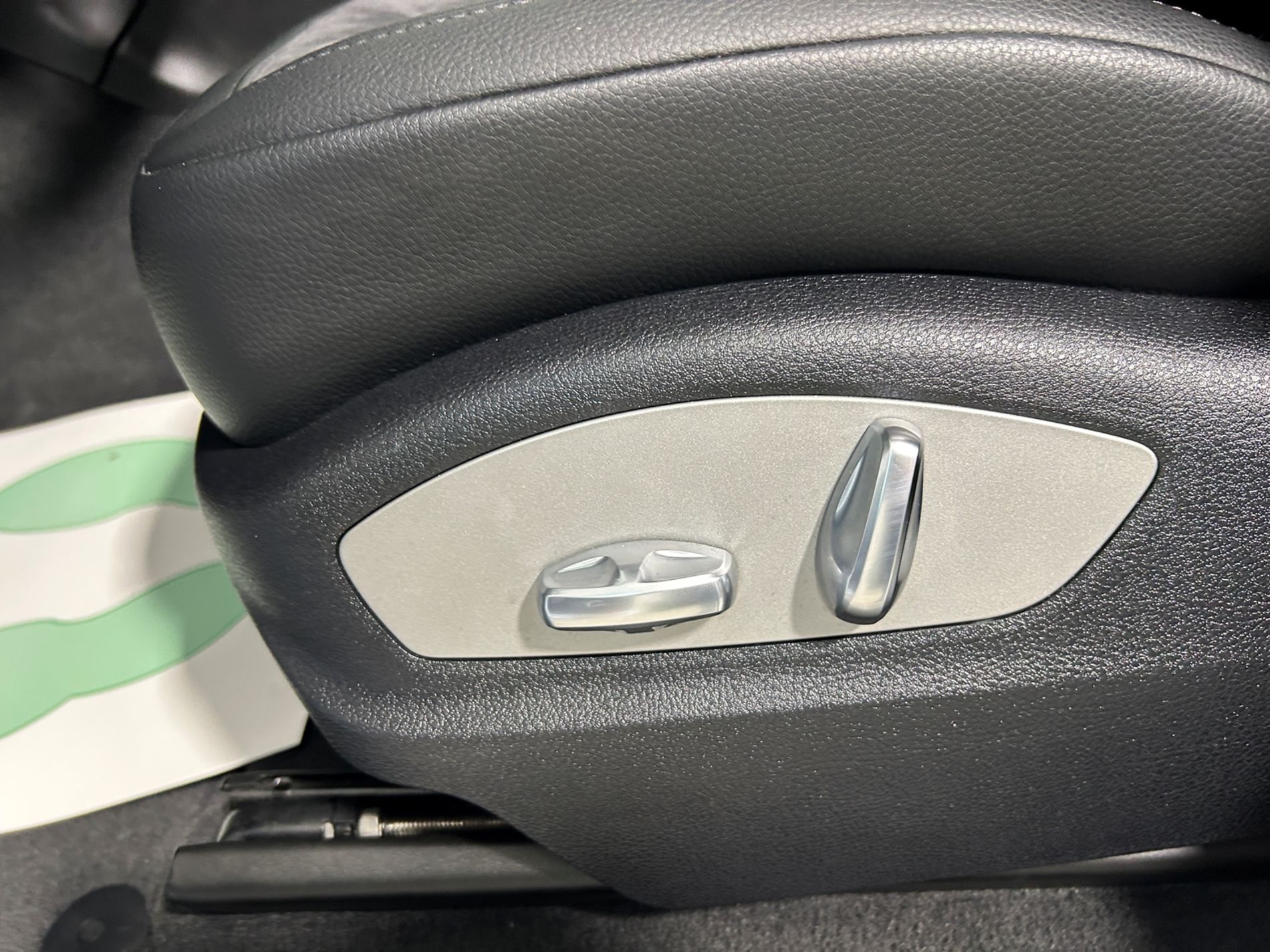 Porsche Macan 2.0 245 cv sospensioni dinamiche tetto panoramico - Autoviemme