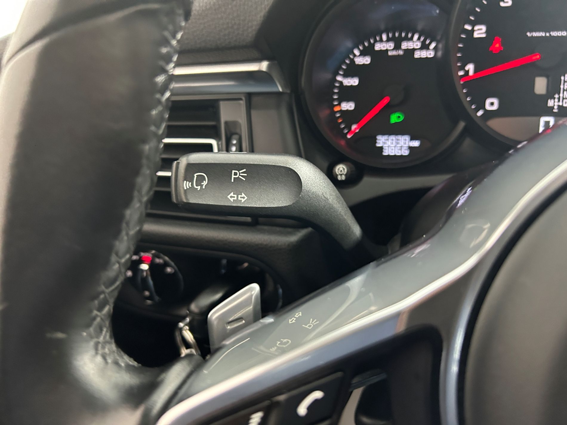 Porsche Macan 2.0 245 cv sospensioni dinamiche tetto panoramico - Autoviemme