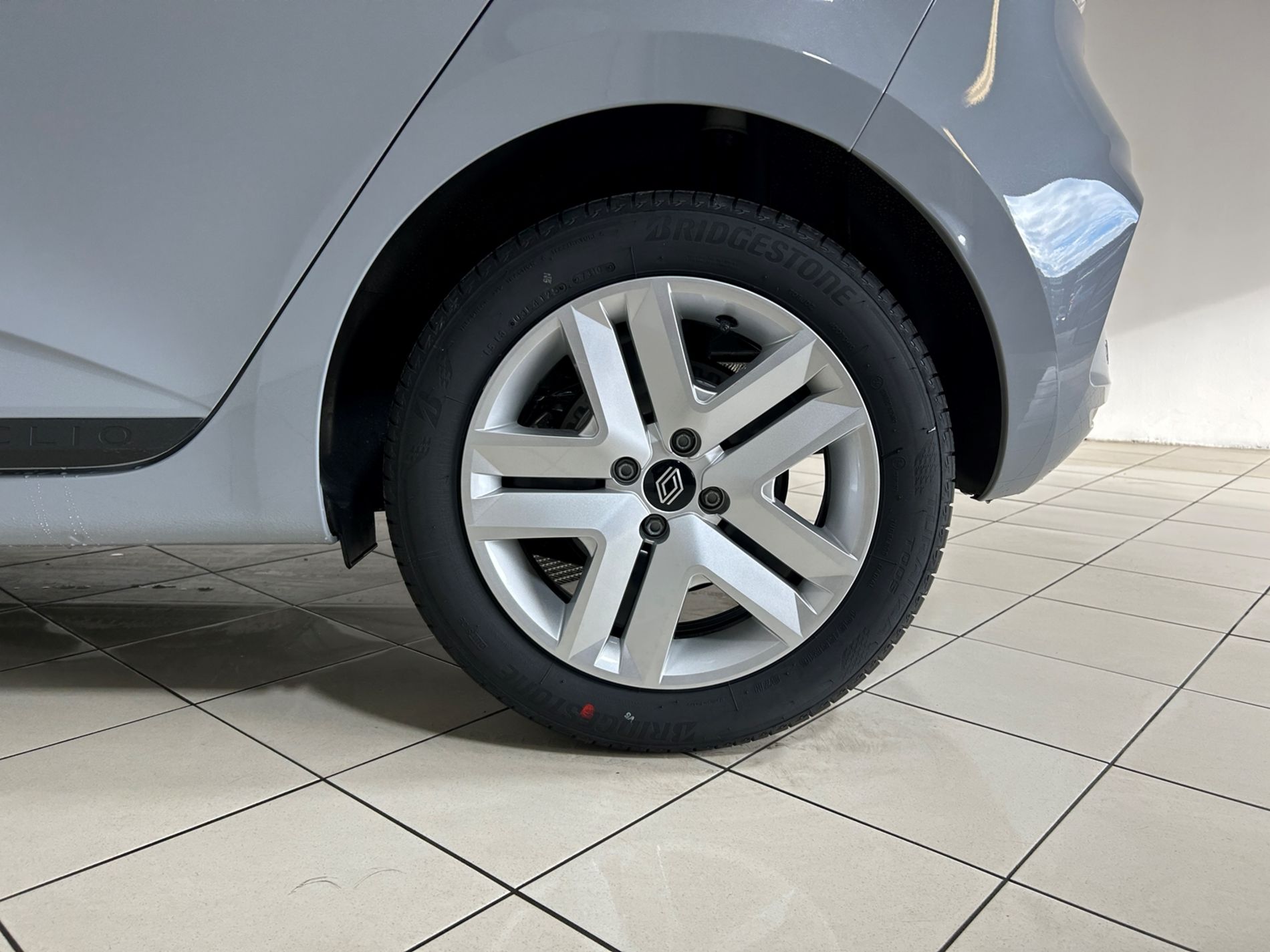 Renault Clio 1.5 dci Evolution 100cv   - Autoviemme