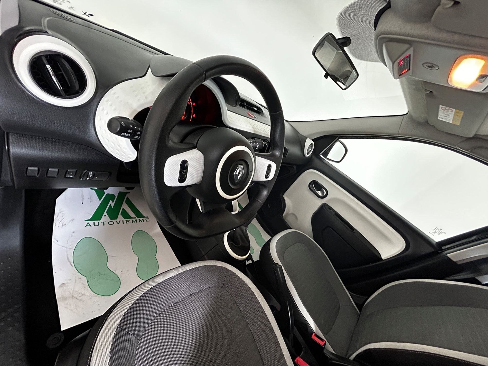 Twingo 1.0 sce Zen 69cv - Autoviemme