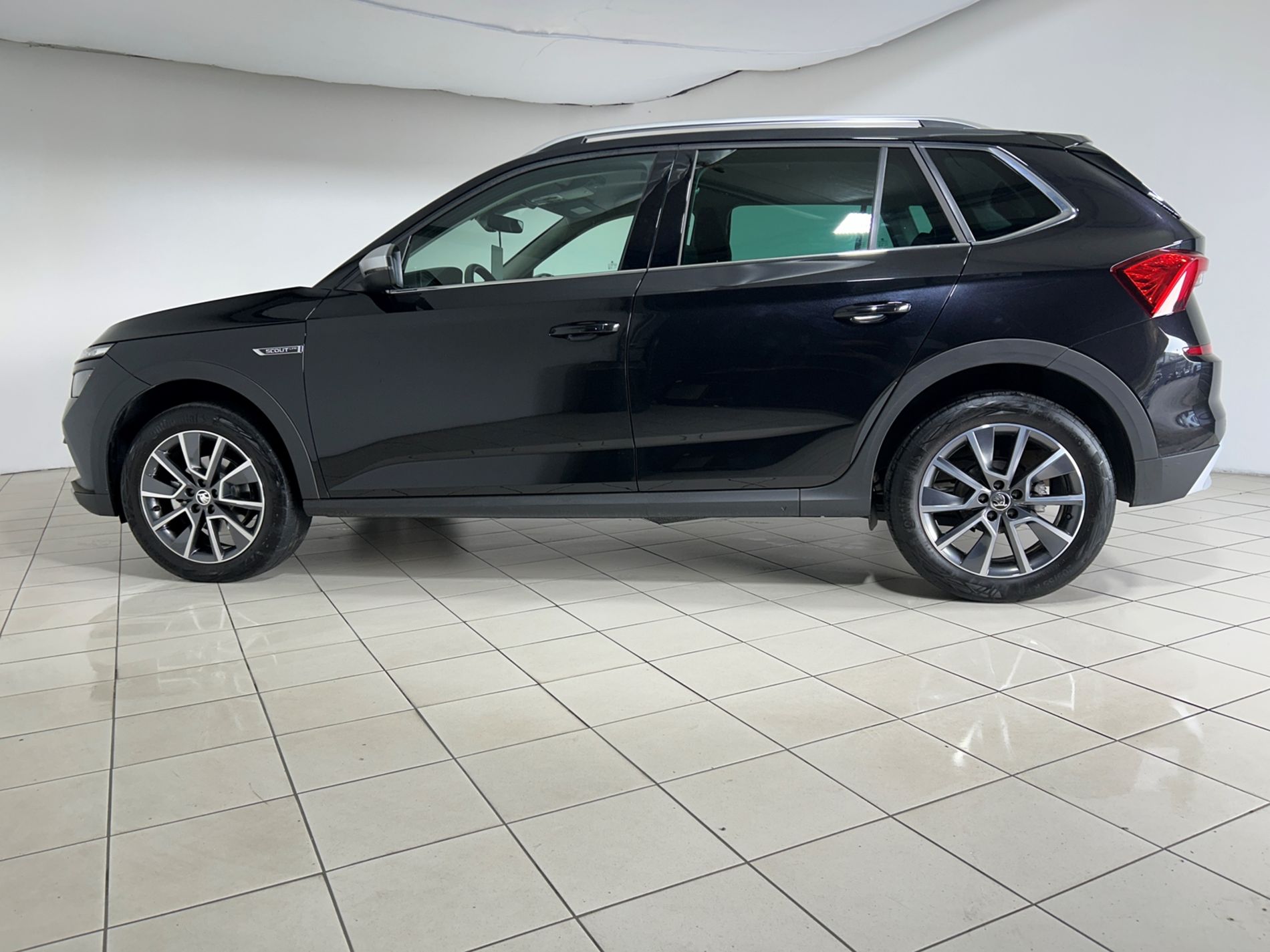 Skoda Kamiq 1.0 tsi Scoutline 110 cv dsg - Autoviemme