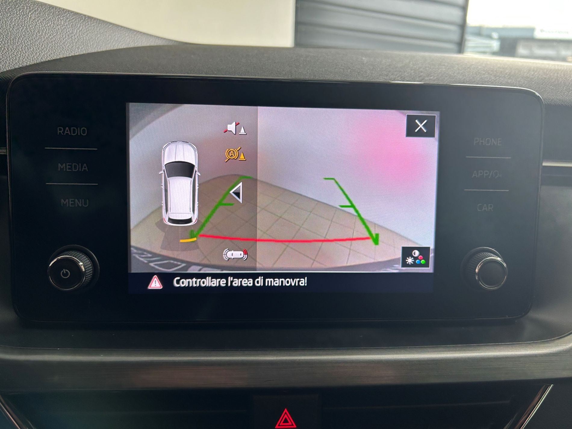 Skoda Kamiq 1.0 tsi Scoutline 110 cv dsg - Autoviemme