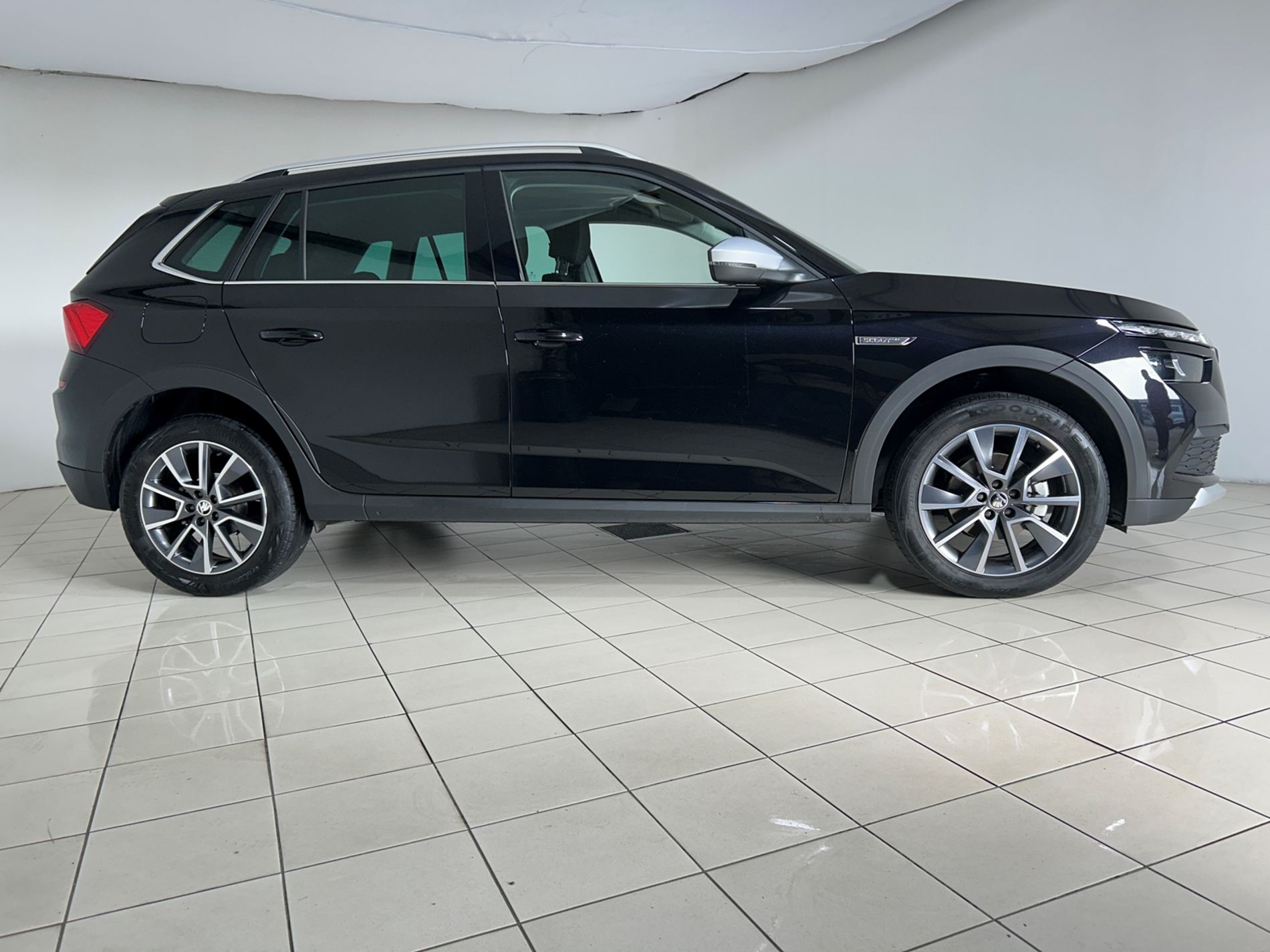 Skoda Kamiq 1.0 tsi Scoutline 110 cv dsg - Autoviemme