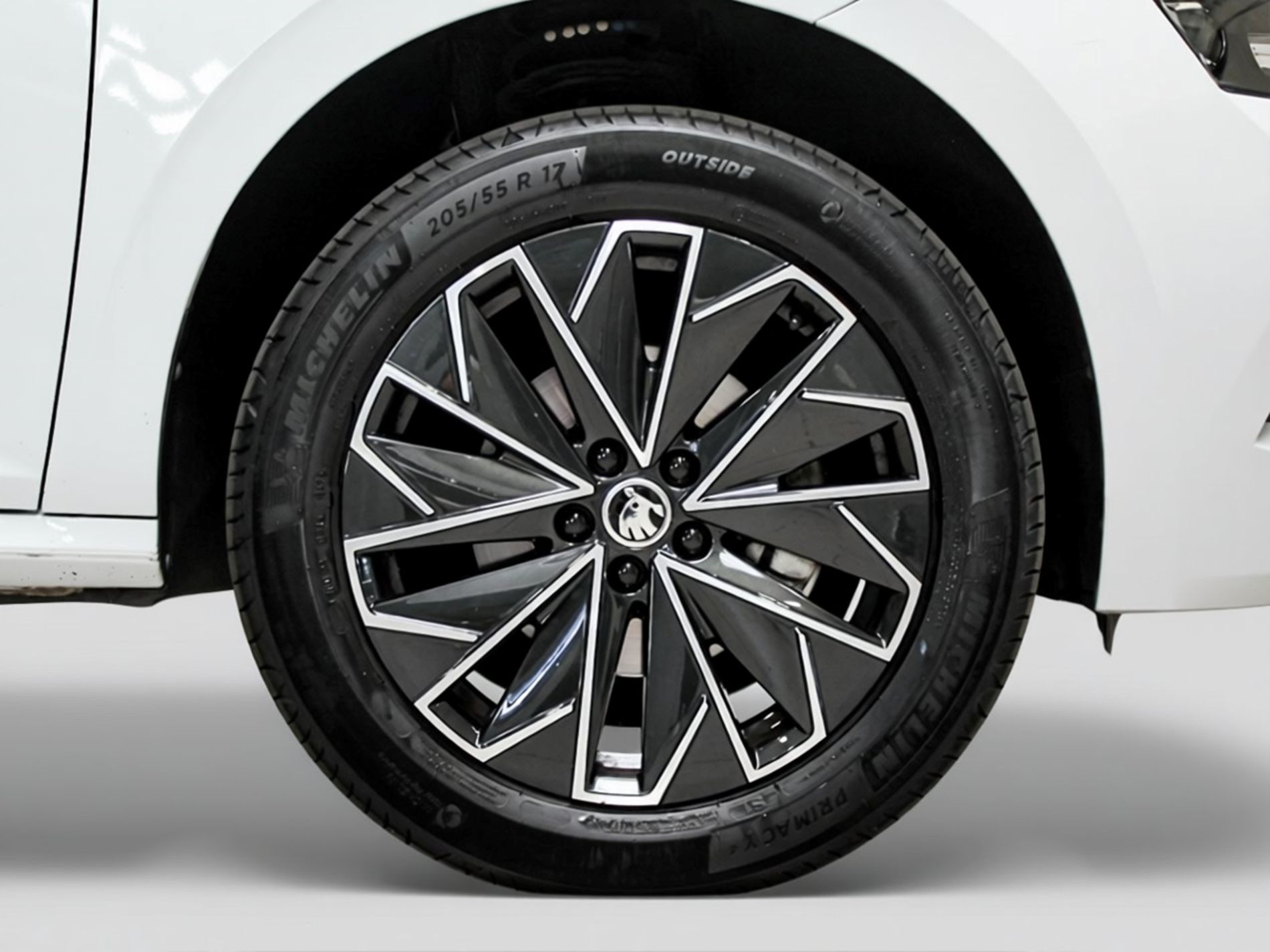 Kamiq 1.0 tsi Black Dots 110cv - Autoviemme