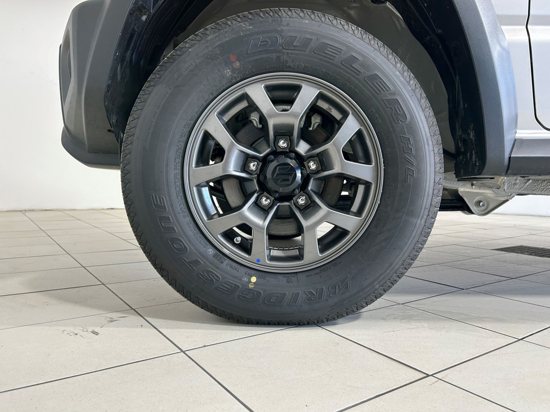 Suzuki Jimny 1.5 cambio Automatico 5 porte GLX - Autoviemme