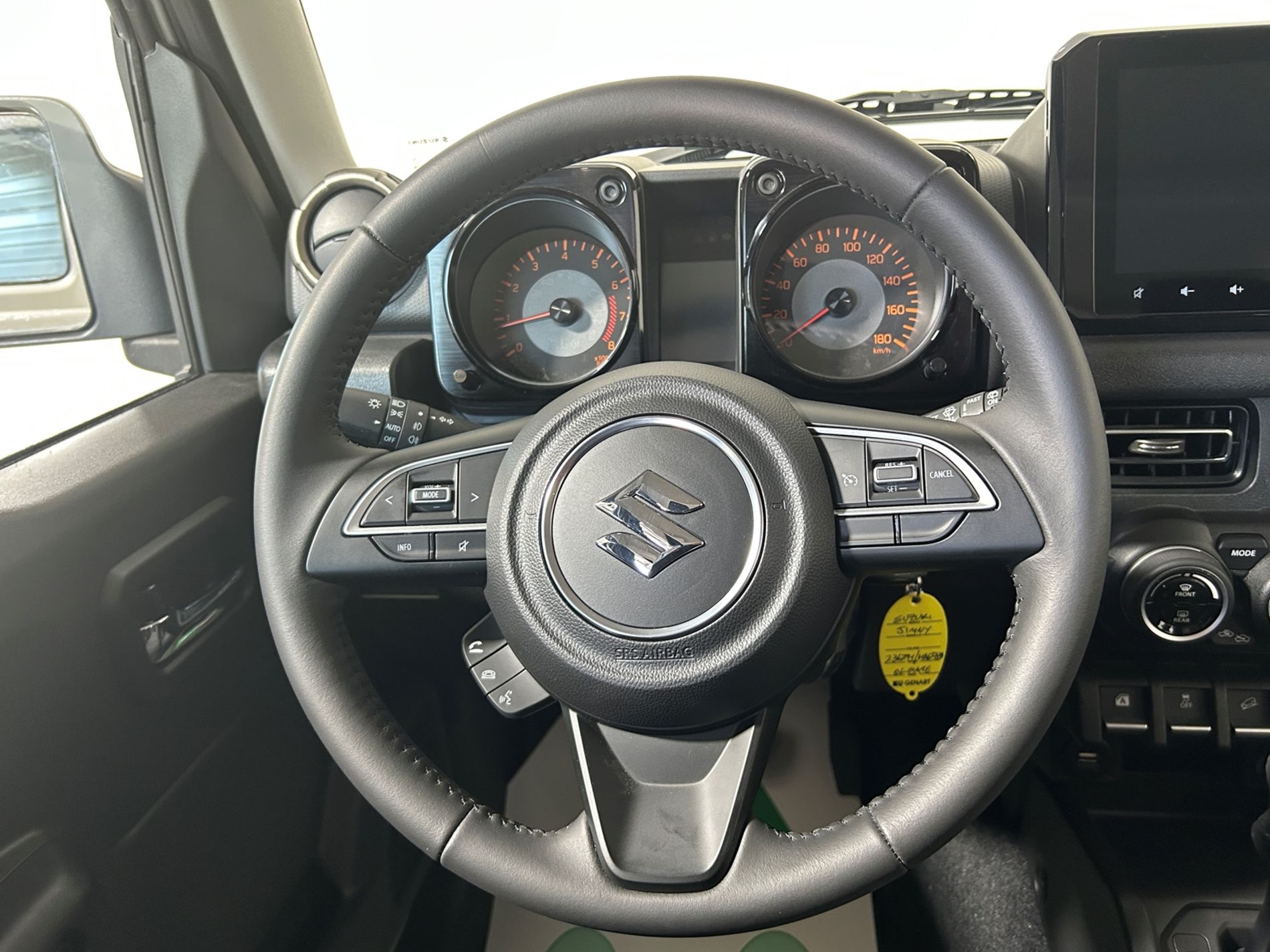 Suzuki Jimny 1.5 cambio Automatico 5 porte GLX - Autoviemme