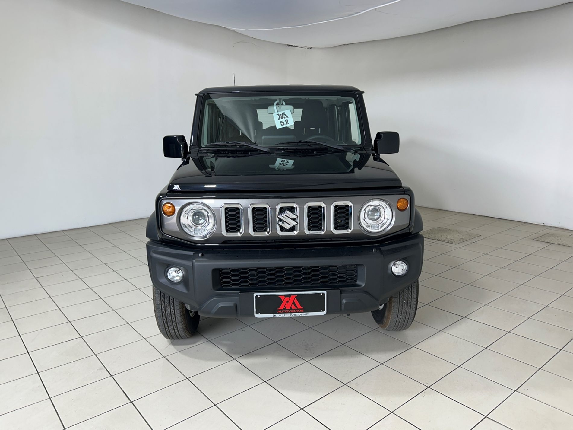 Suzuki Jimny 1.5 Cambio Automatico 5 porte 4 posti - Autoviemme