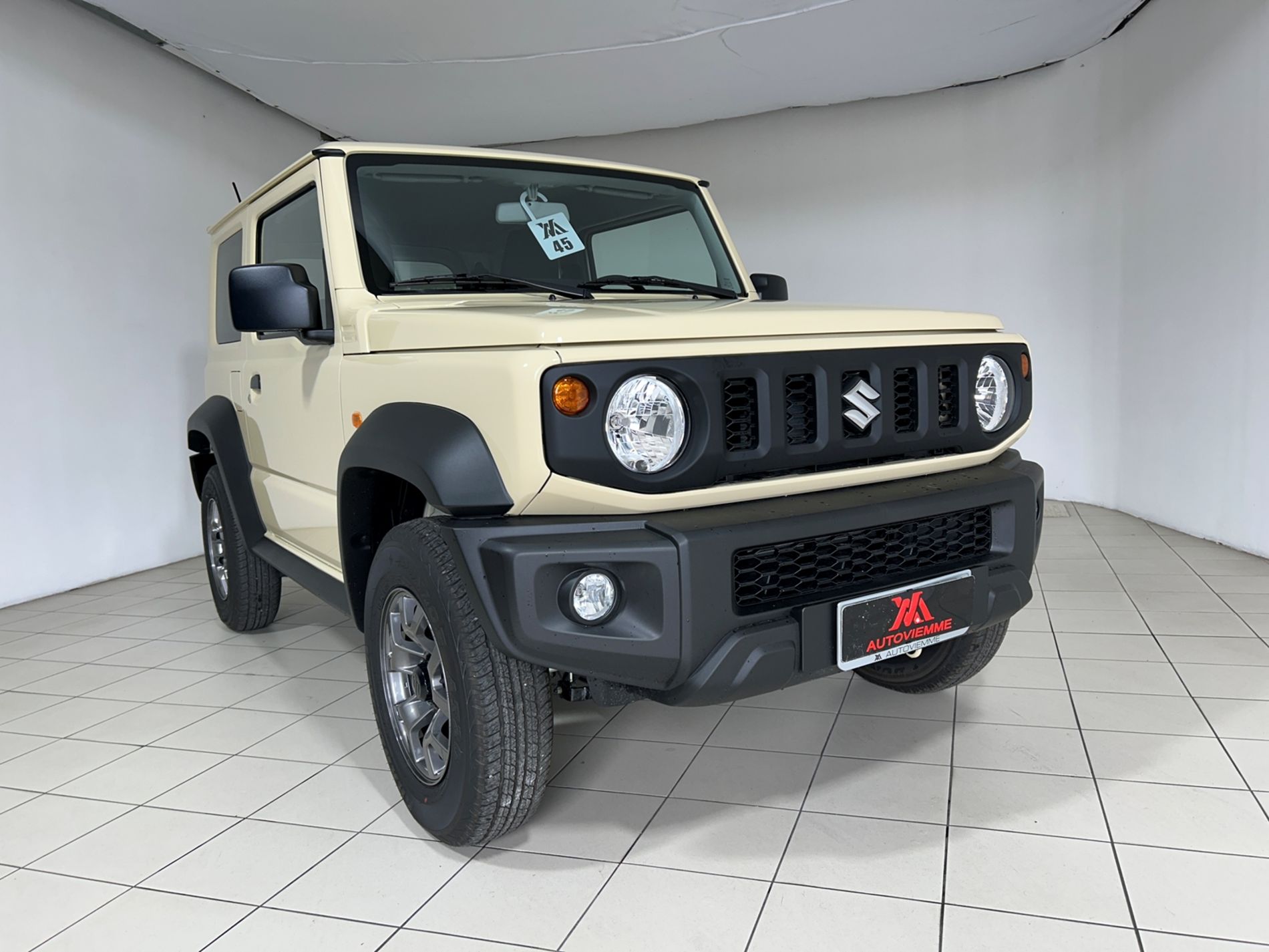 Suzuki 1.5 3p GL Autovettura 4 posti - Autoviemme