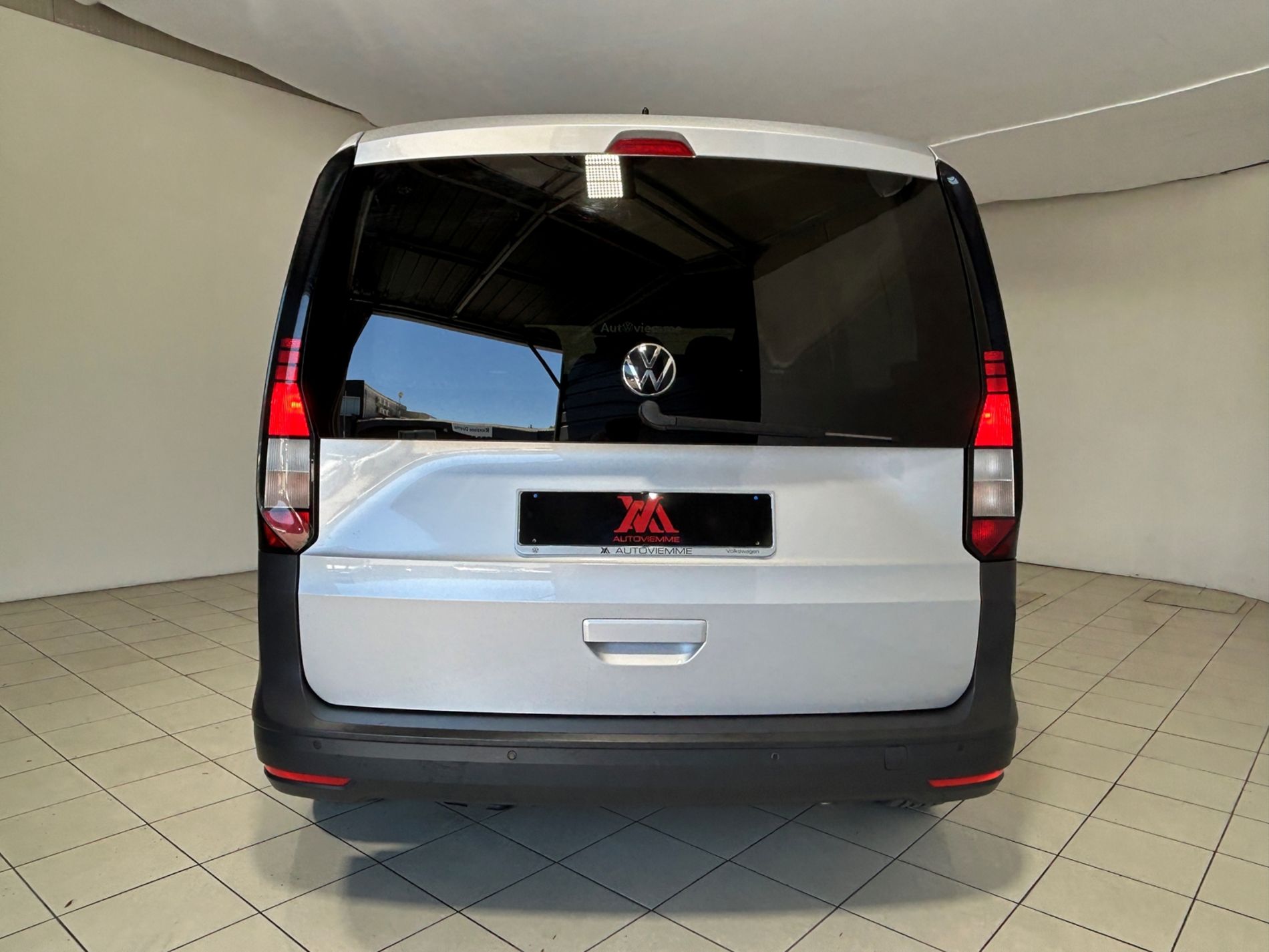 Volkswagen Caddy 2.0 tdi 5 posti autocarro - Autoviemme