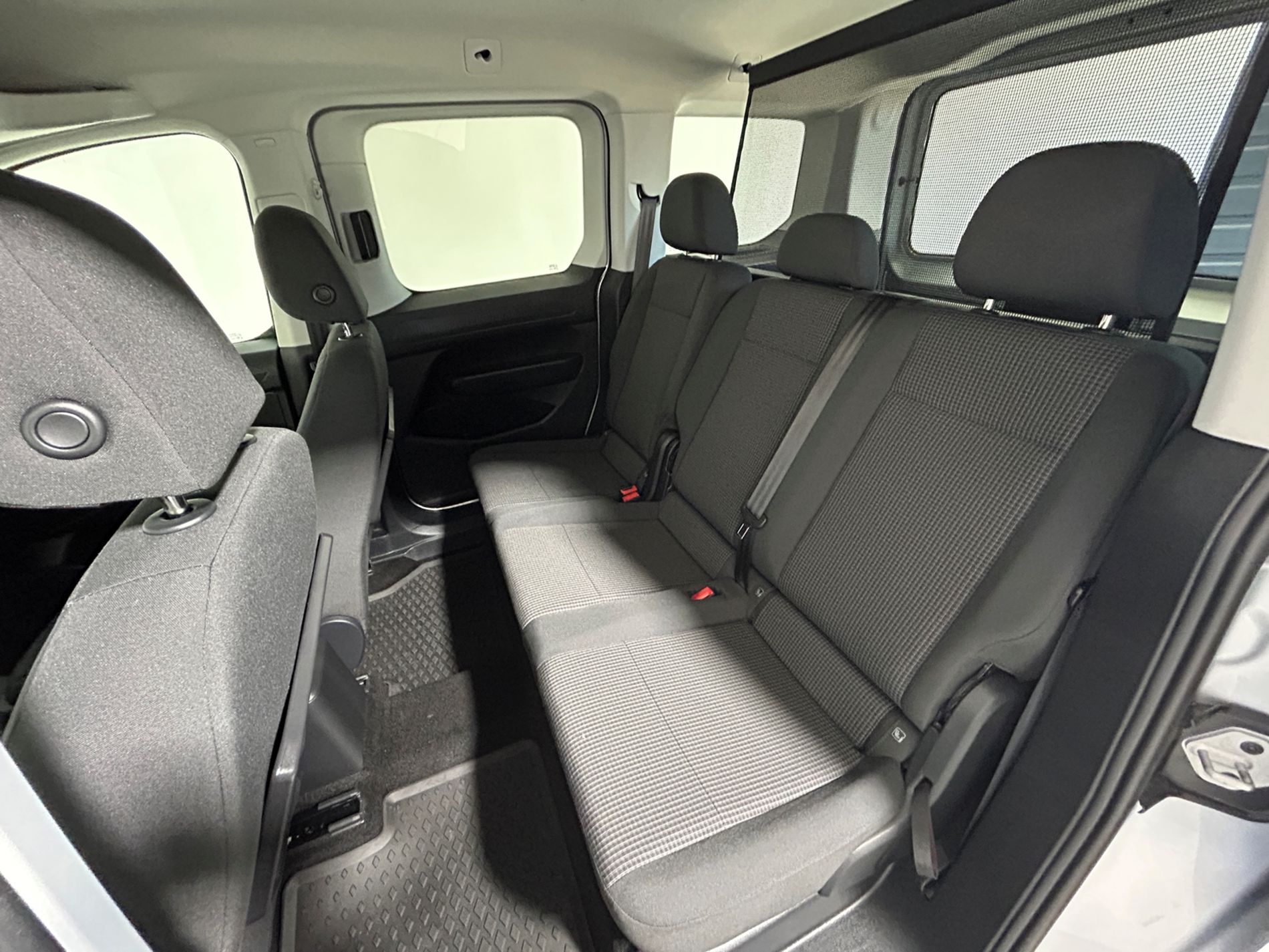 Volkswagen Caddy 2.0 tdi 5 posti autocarro - Autoviemme
