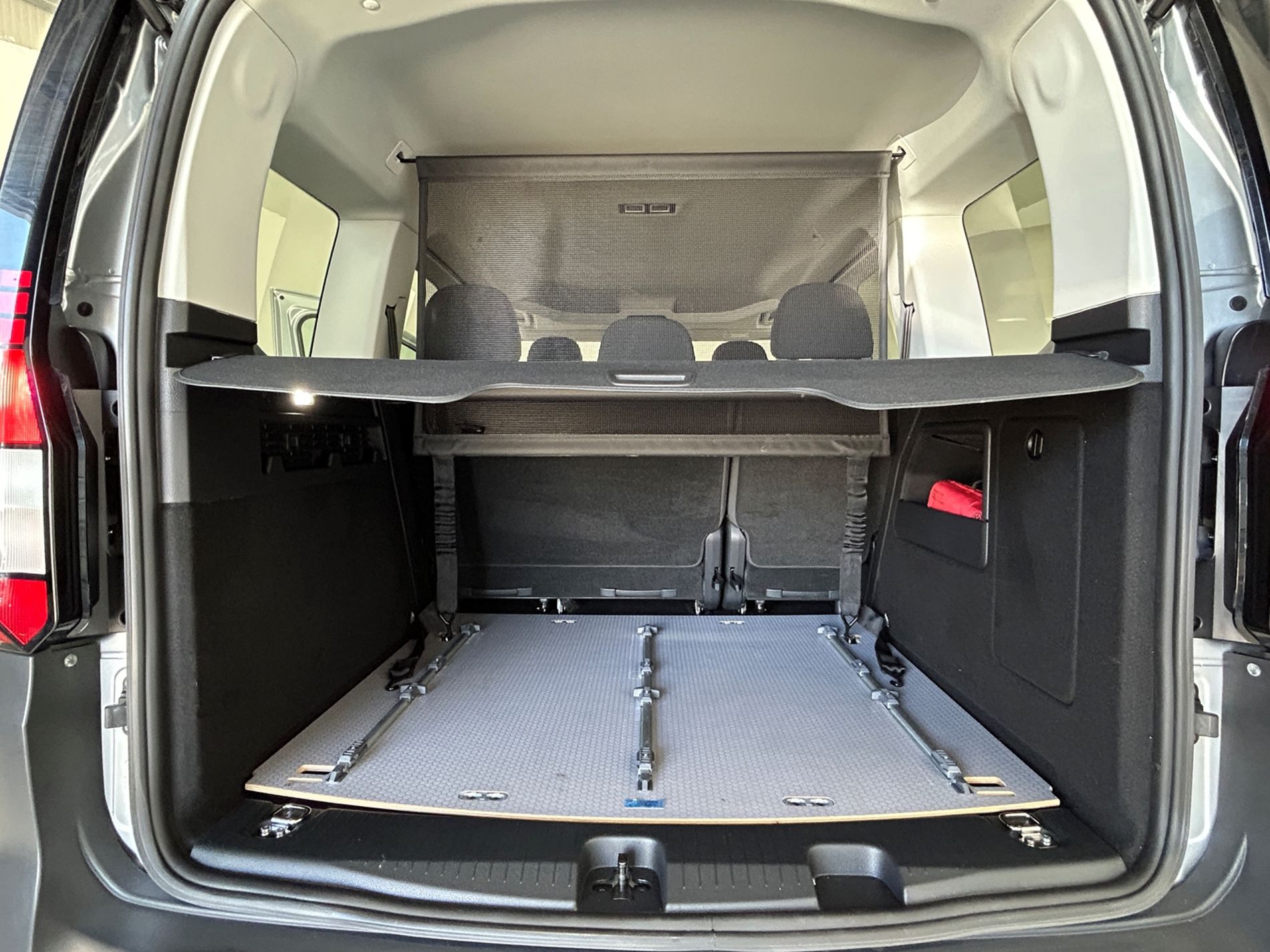 Volkswagen Caddy 2.0 tdi 5 posti autocarro - Autoviemme