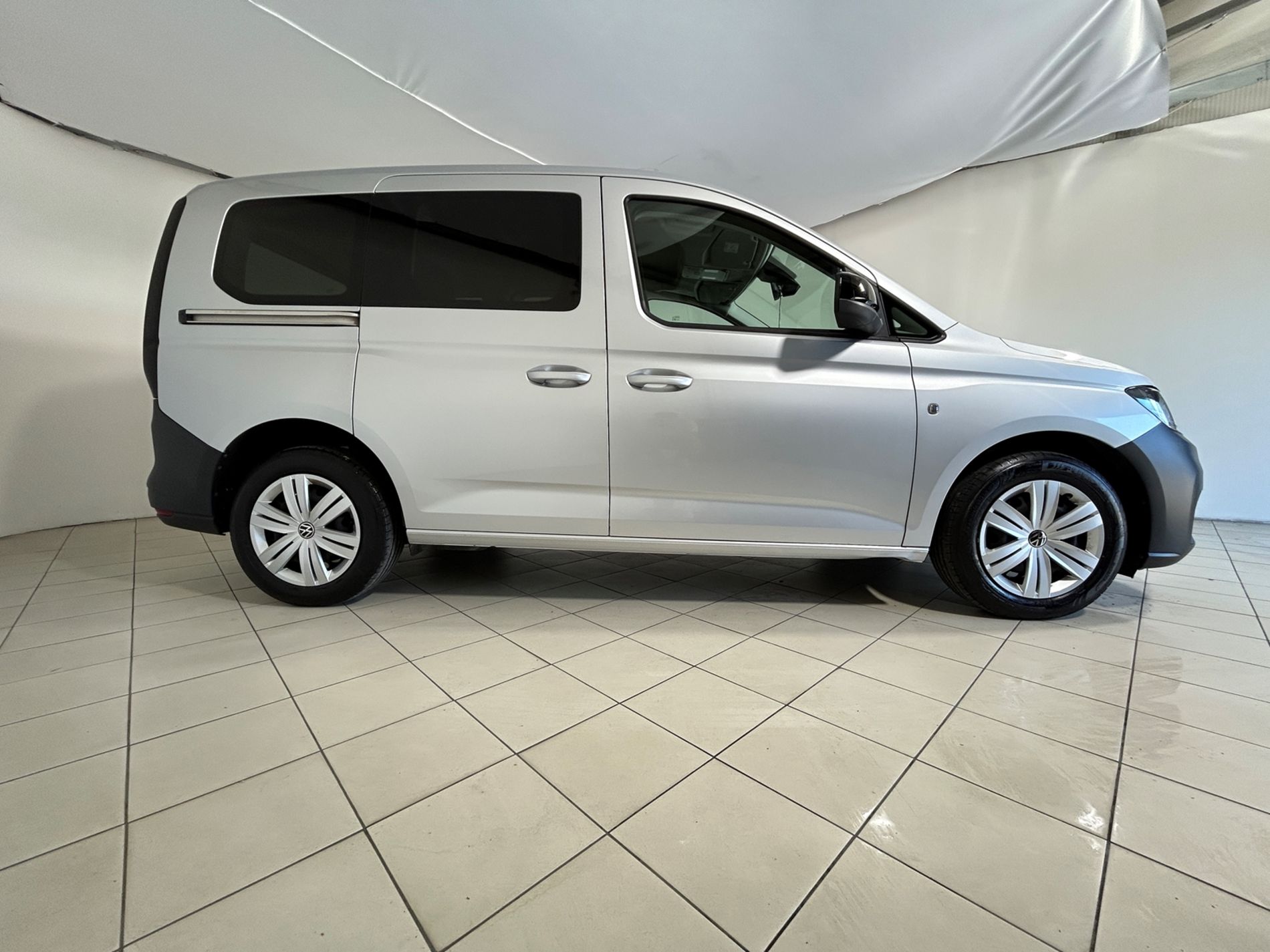 Volkswagen Caddy 2.0 tdi 5 posti autocarro - Autoviemme