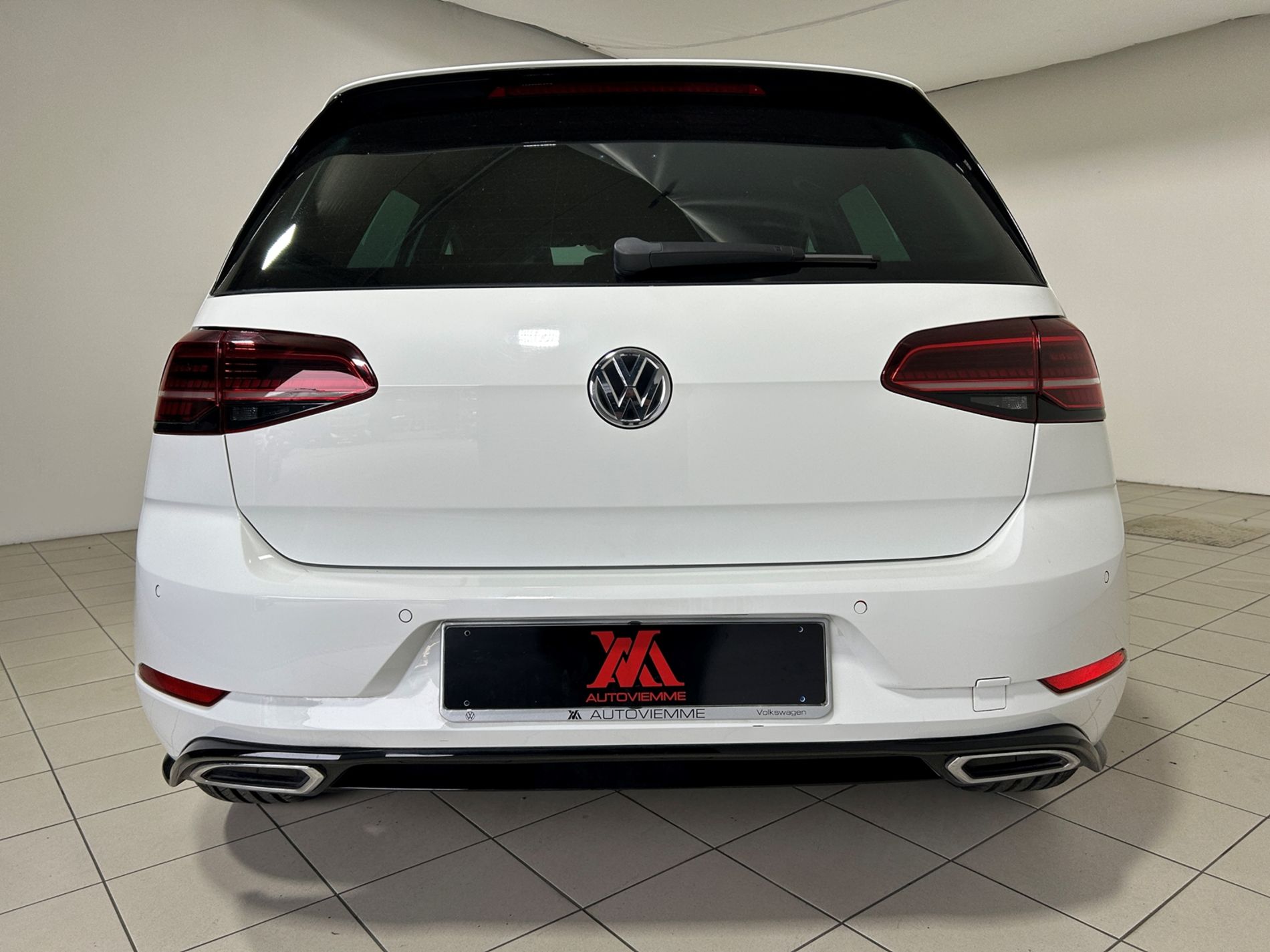 Volkswagen Golf 5 porte 1.6 tdi Sport R-Line 115 cv - Autoviemme