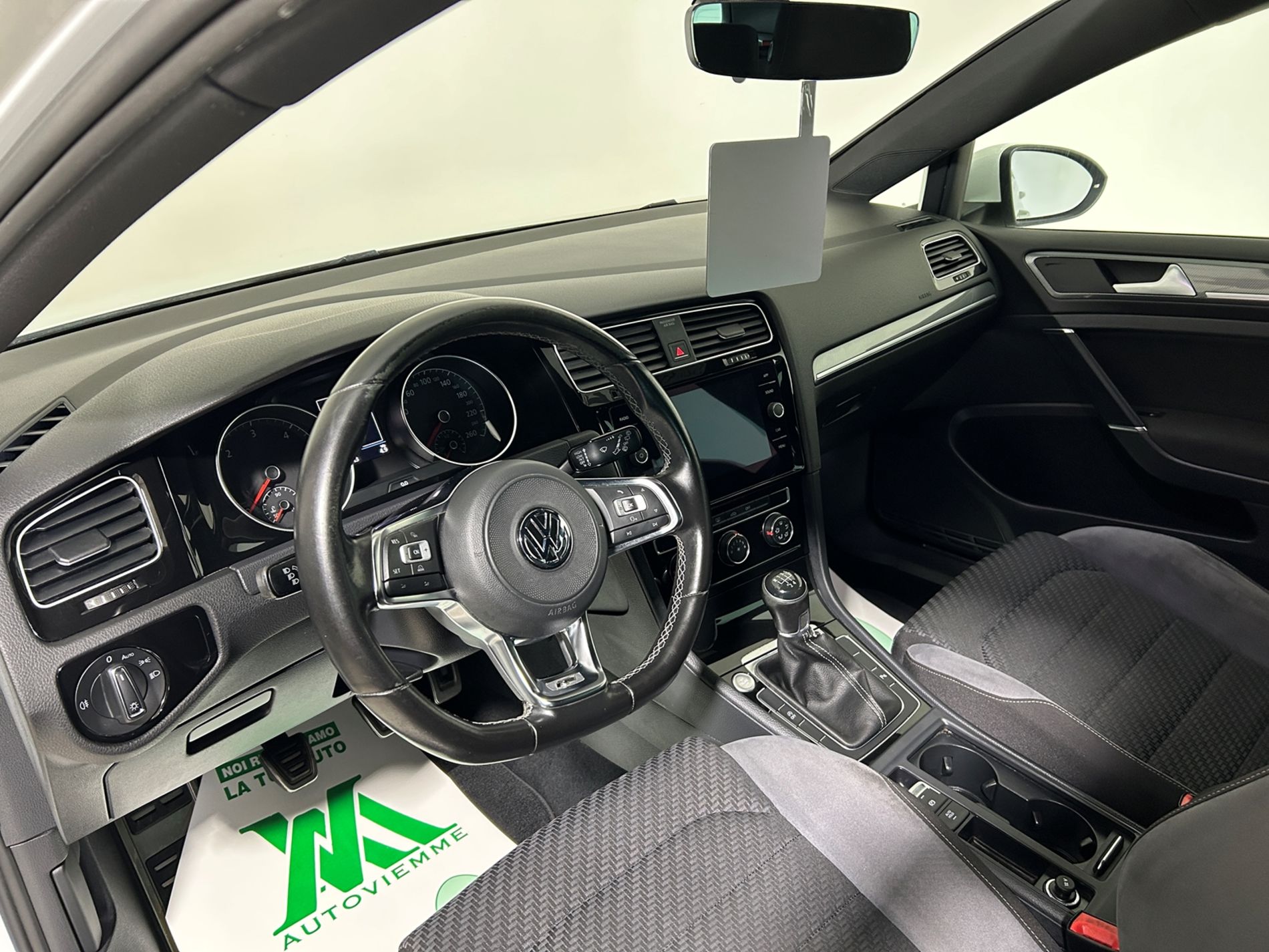 Volkswagen Golf 5 porte 1.6 tdi Sport R-Line 115 cv - Autoviemme