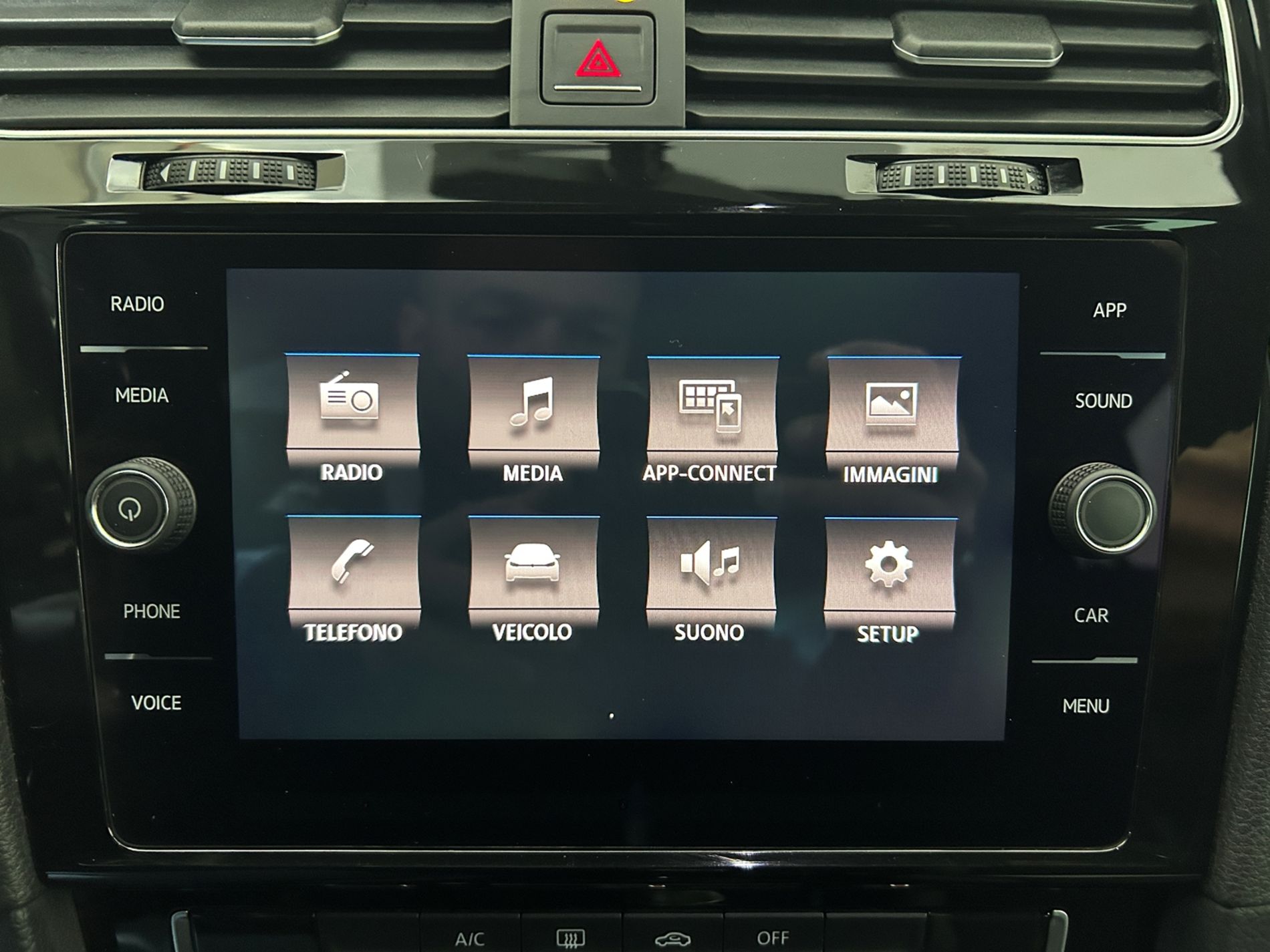 Volkswagen Golf 5 porte 1.6 tdi Sport R-Line 115 cv - Autoviemme