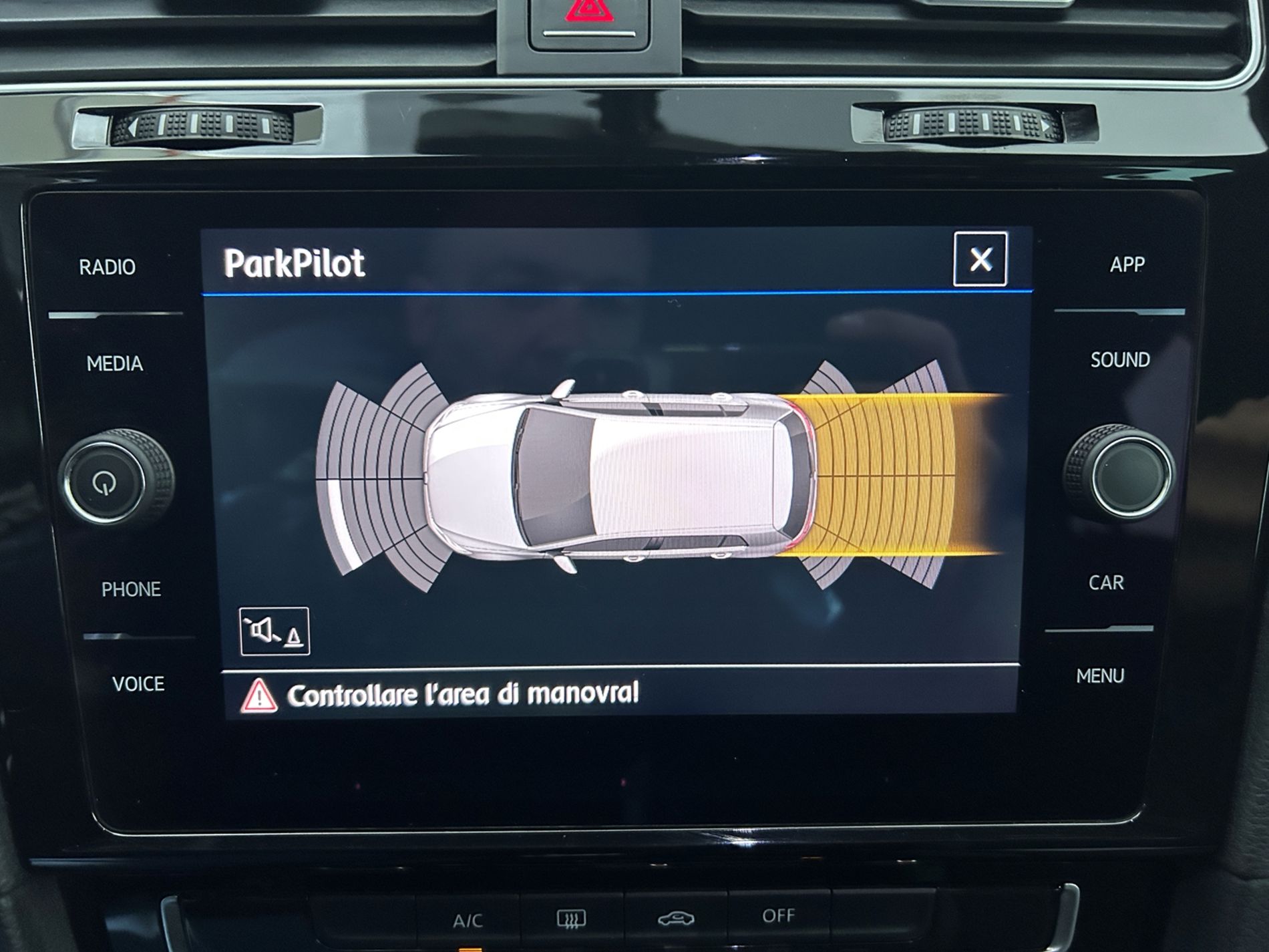 Volkswagen Golf 5 porte 1.6 tdi Sport R-Line 115 cv - Autoviemme