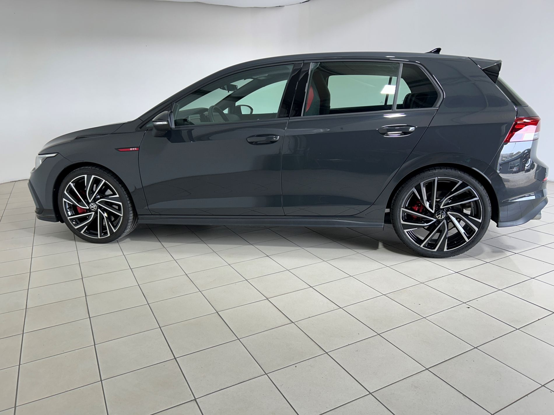 Volkswagen Golf 2.0 tsi GTI 245 cv dsg cerchi 19 - Autoviemme