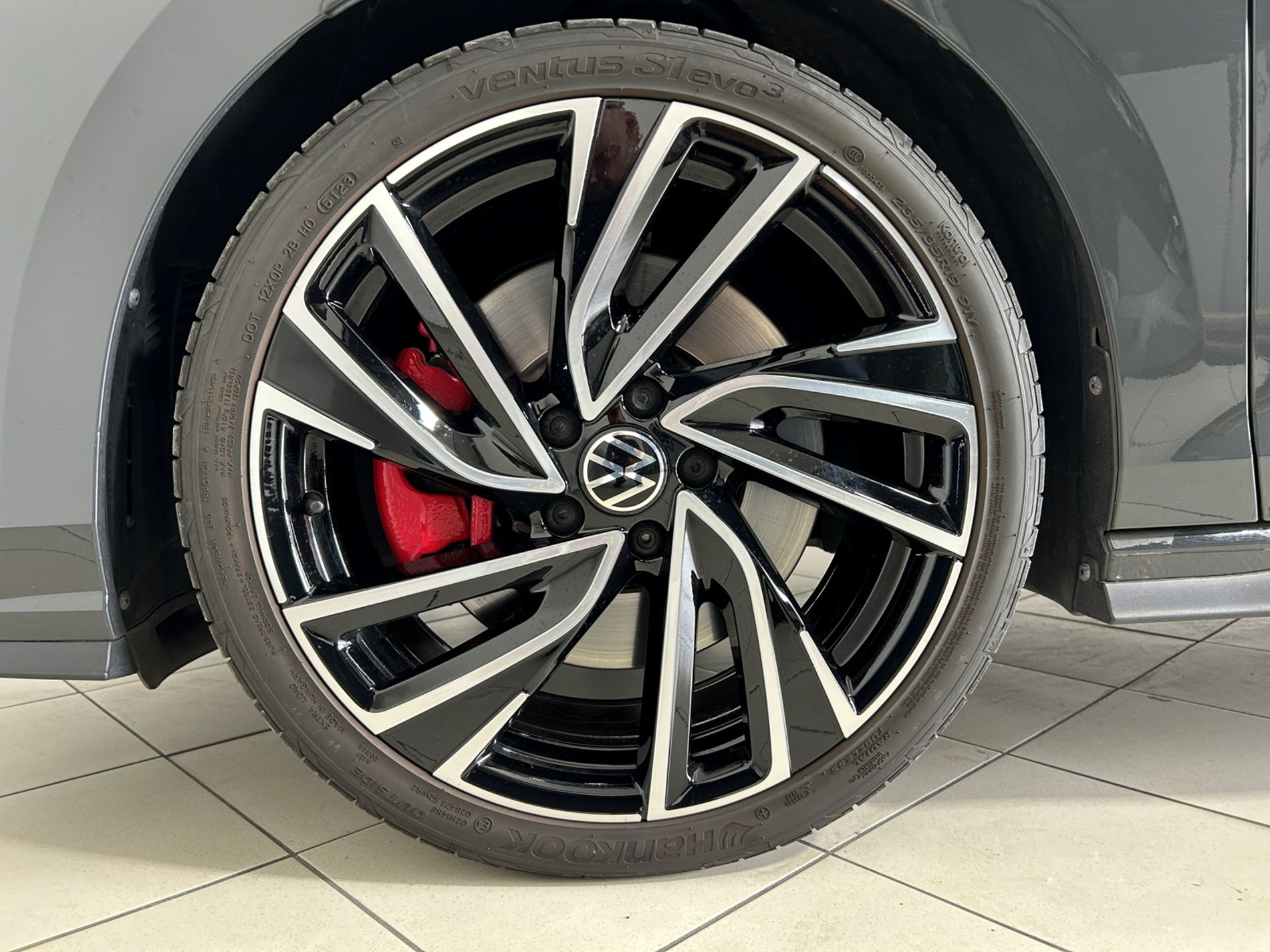 Volkswagen Golf 2.0 tsi GTI 245 cv dsg cerchi 19 - Autoviemme