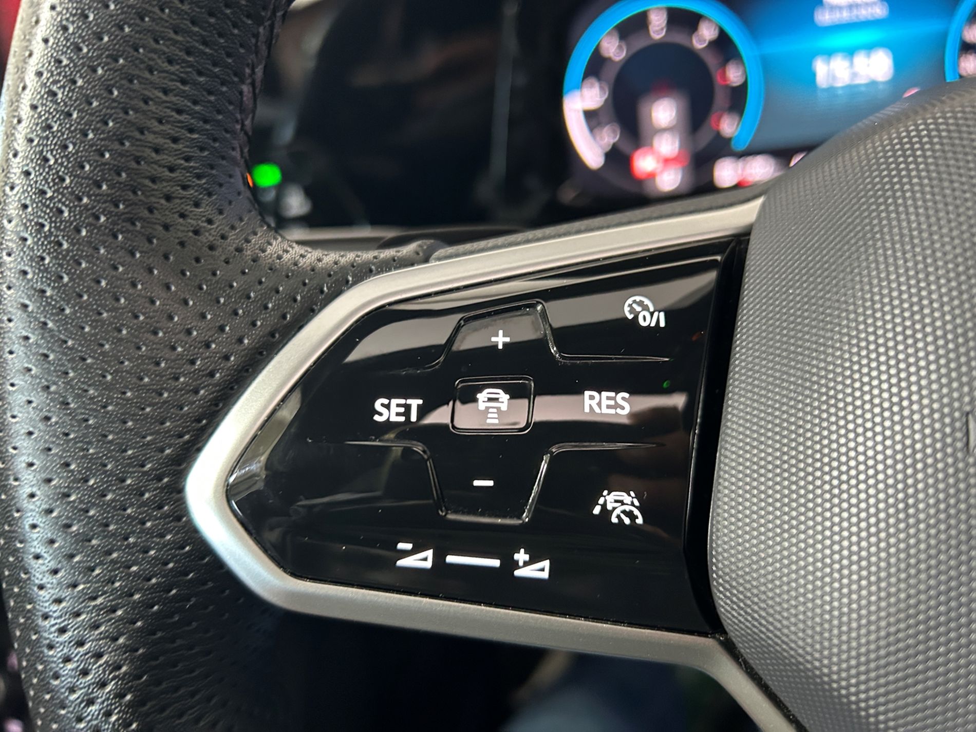 Vw Golf GTD 200 cv dsg tetto apribile - Autoviemme