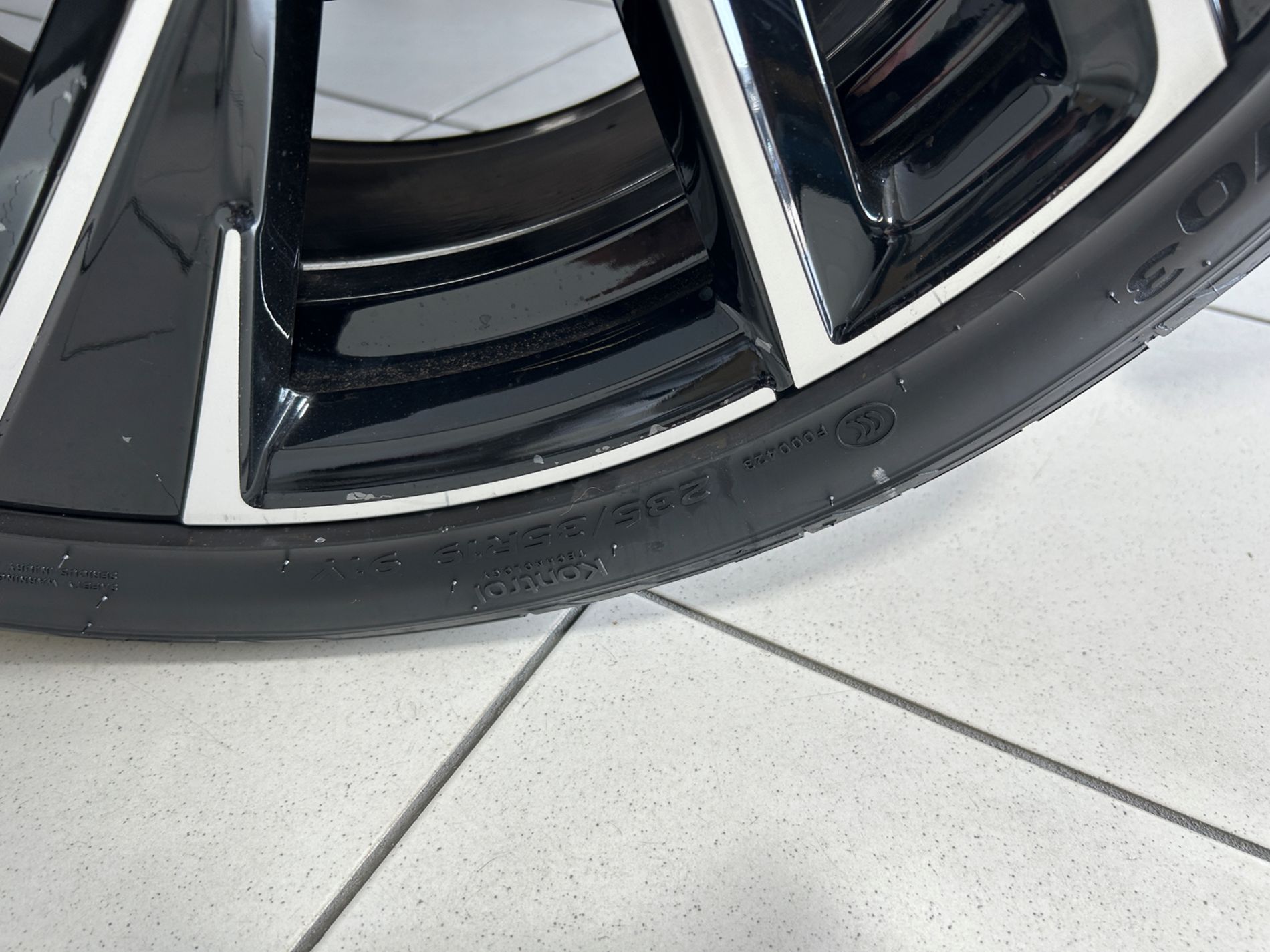 Golf GTI 2.0 245cv dsg - Autoviemme