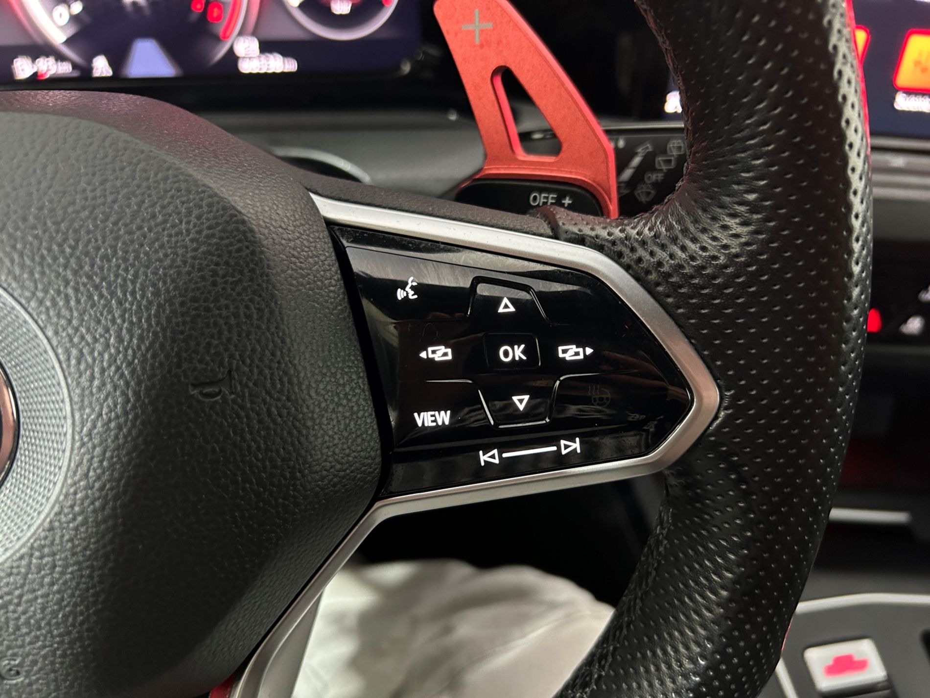 Golf GTI 2.0 245cv dsg - Autoviemme