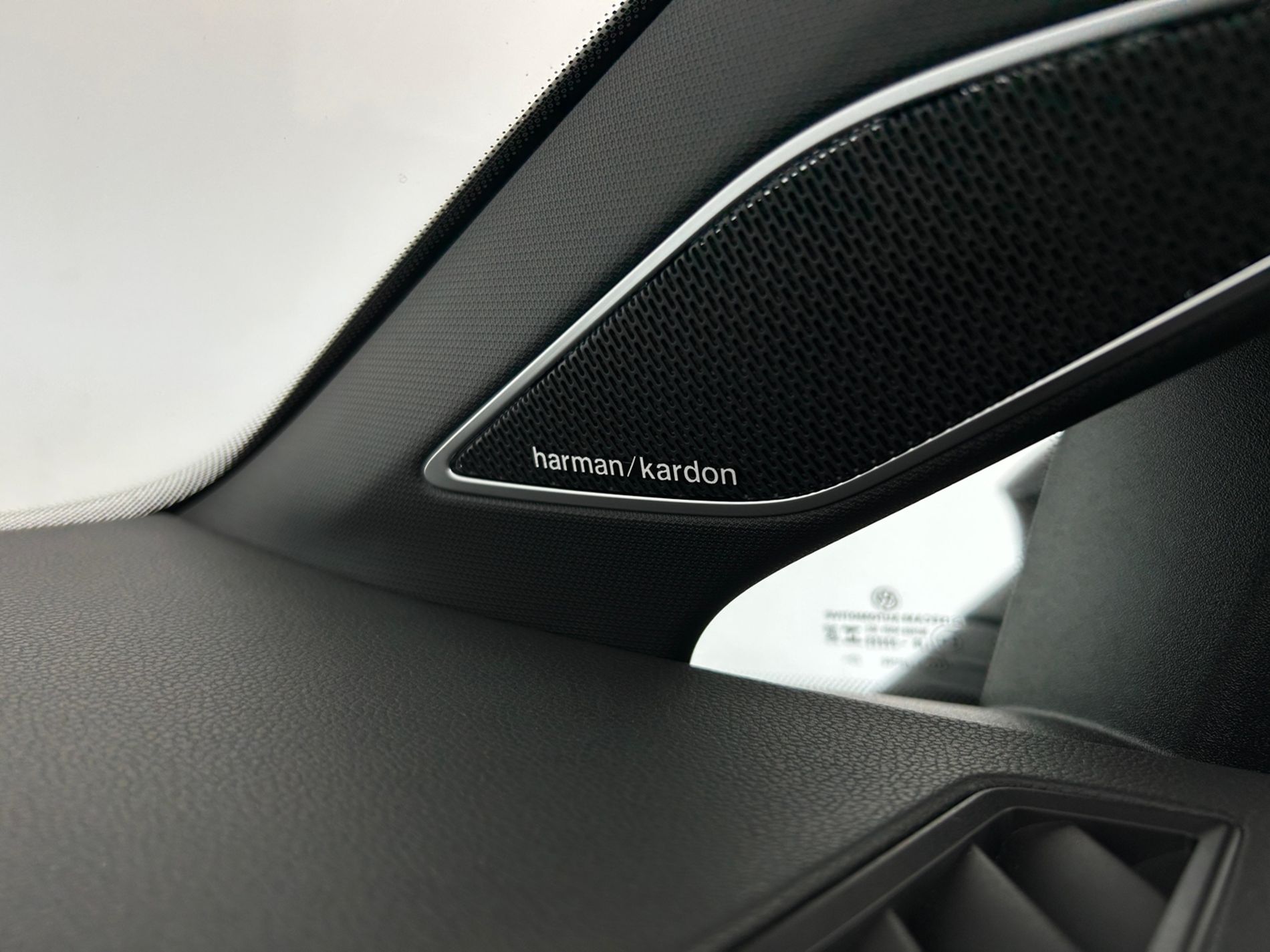 Volkswagen Golf GTI 245cv - Autoviemme