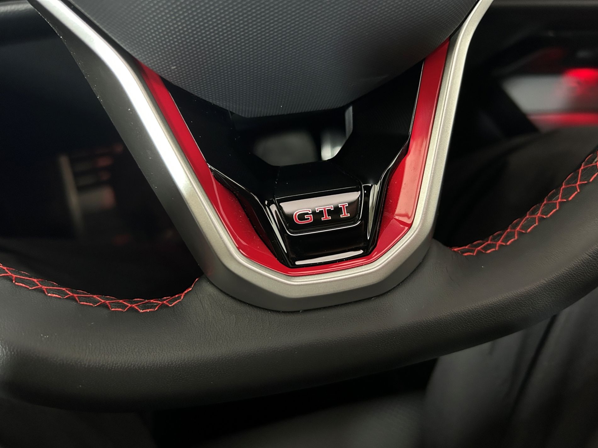 Golf GTI 245cv dsg - Autoviemme