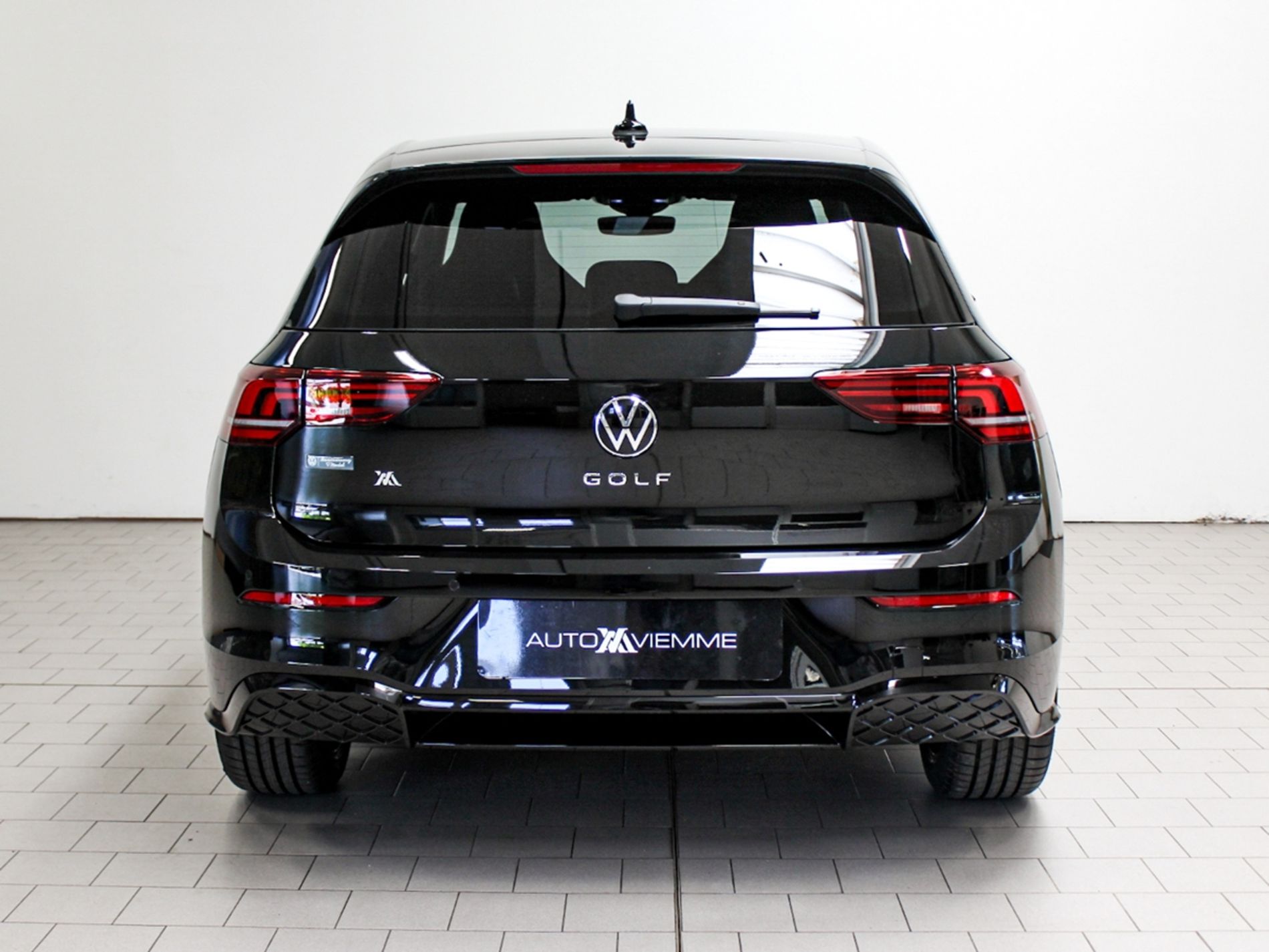 Golf 2.0 tdi R-Line Plus 150cv dsg - Autoviemme