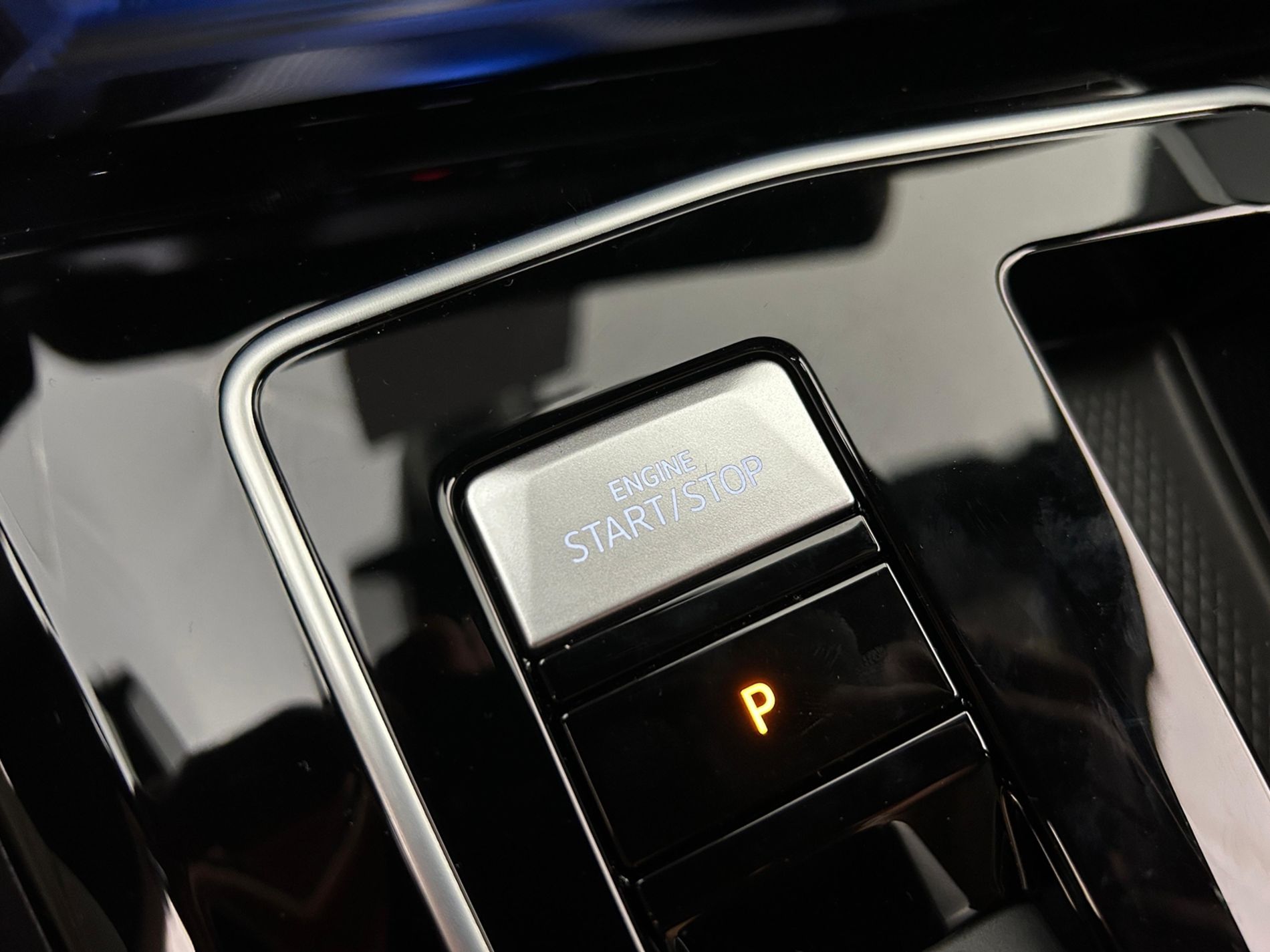 Golf 2.0 tdi R-Line Plus 150cv dsg - Autoviemme