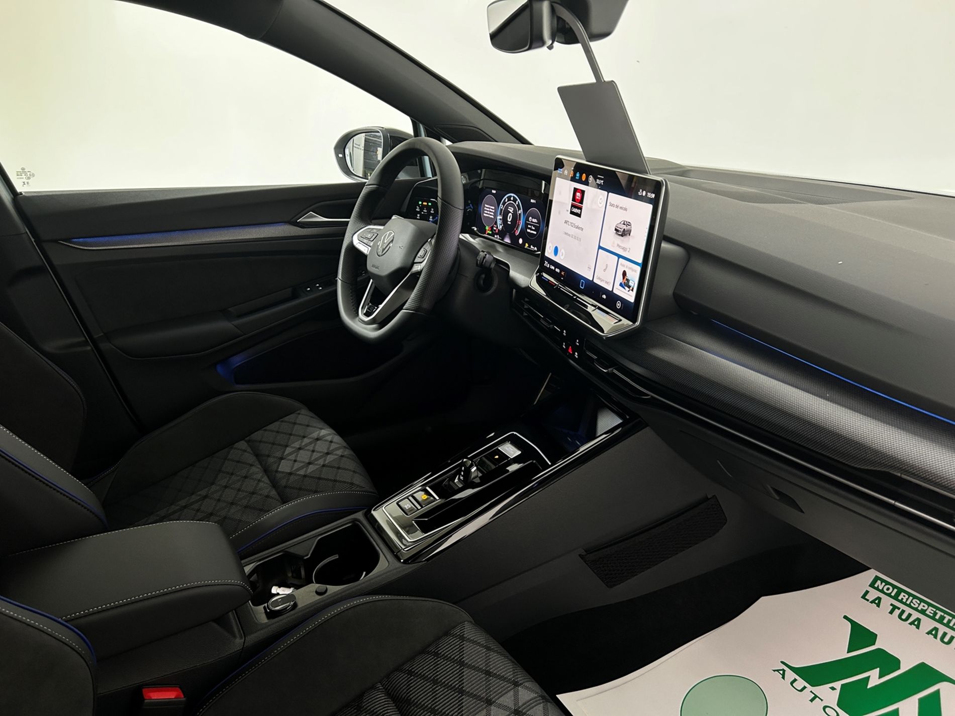 Golf 1.5 R-Line Plus 150cv dsg - Autoviemme