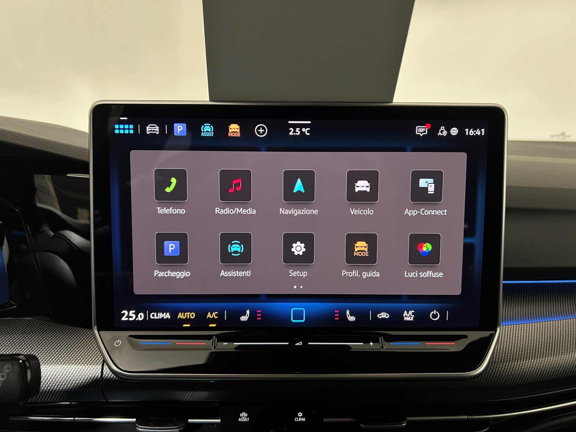 Golf R-Line 150cv dsg - Autoviemme