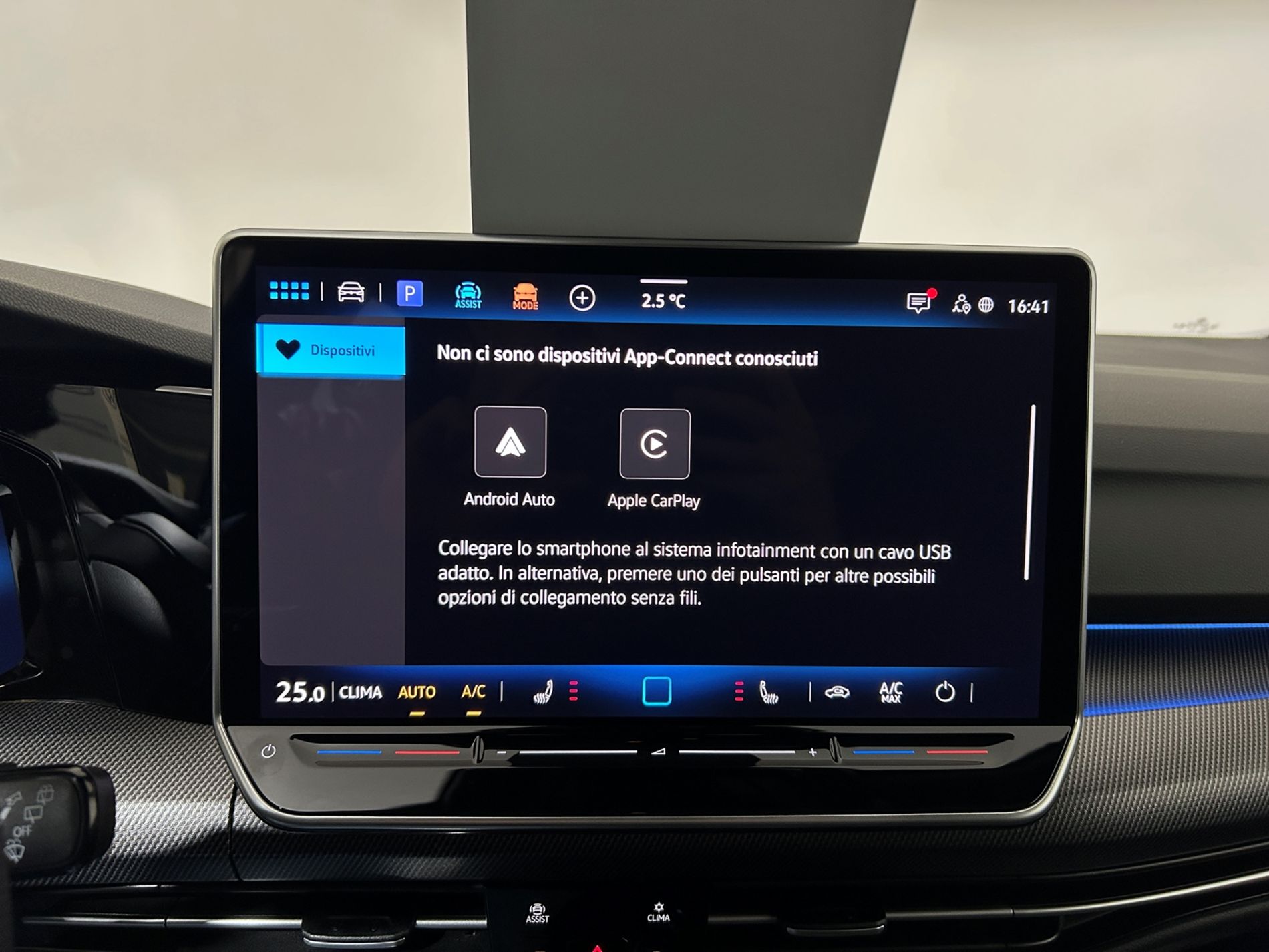 Golf R-Line 150cv dsg - Autoviemme