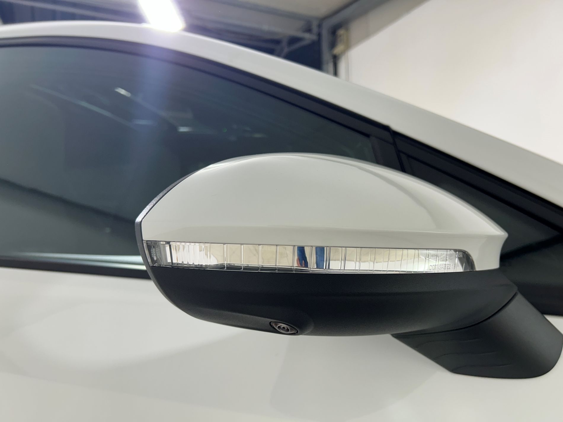 Golf 1.5 etsi R-Line 150cv dsg - Autoviemme